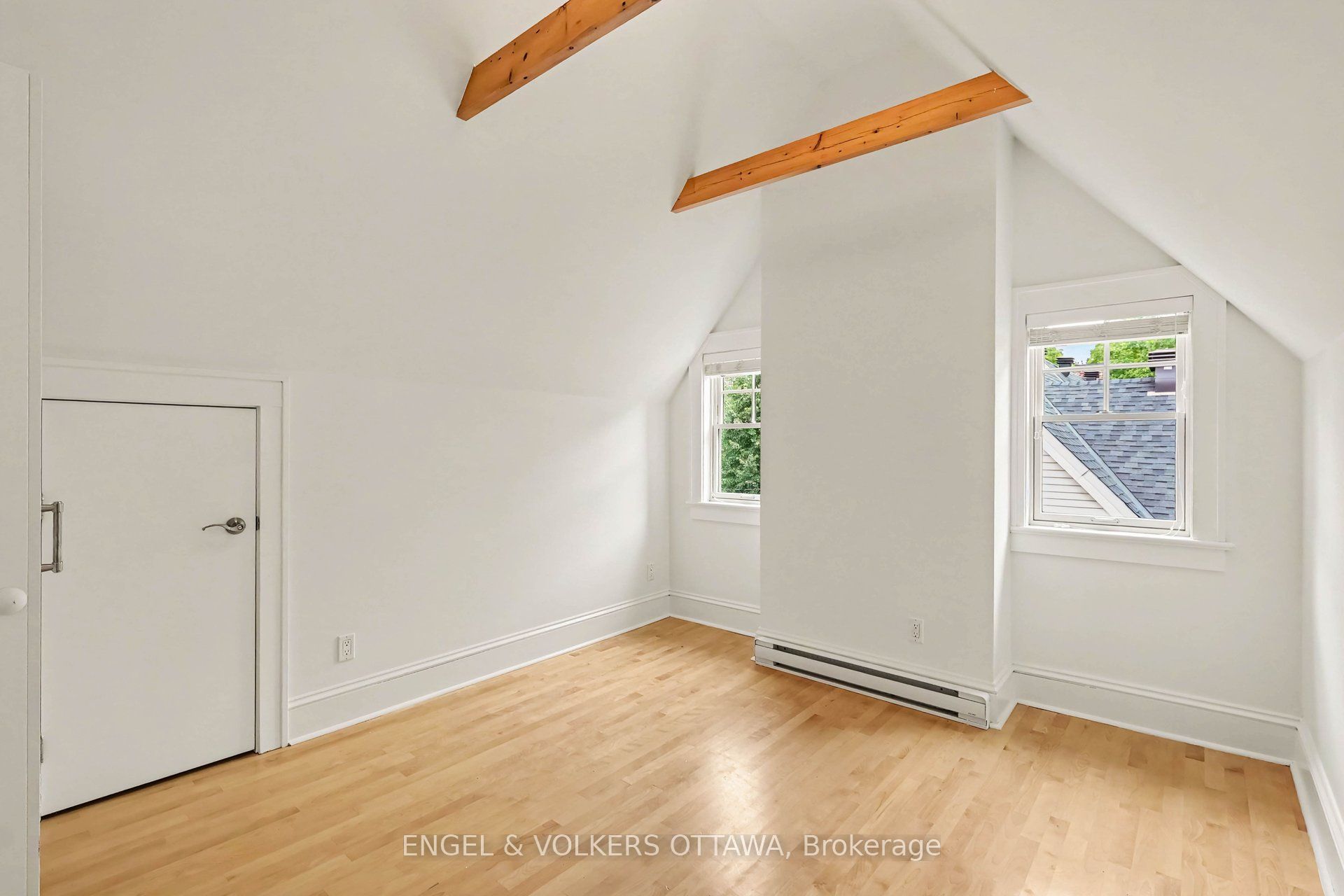 154 Acacia Avenue Property Photo 28