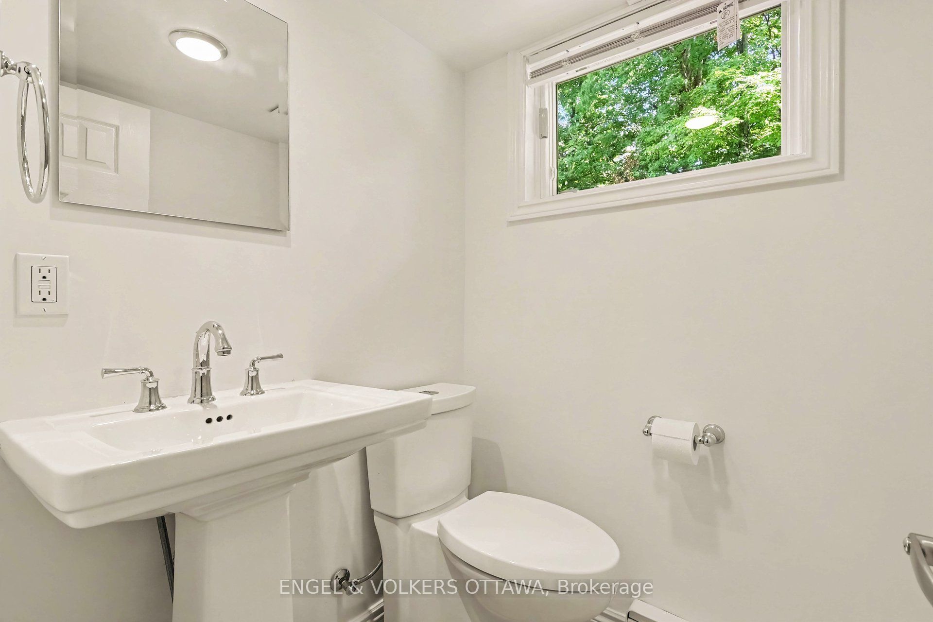 154 Acacia Avenue Property Photo 32