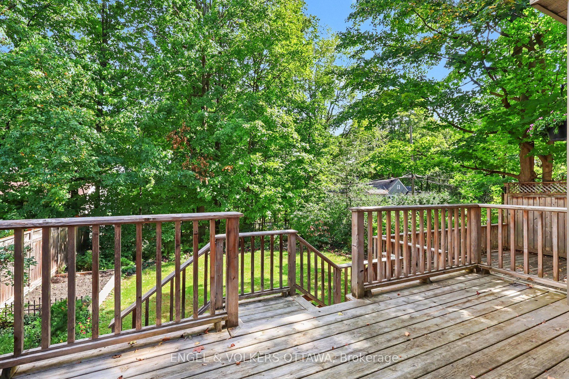 154 Acacia Avenue Property Photo 37