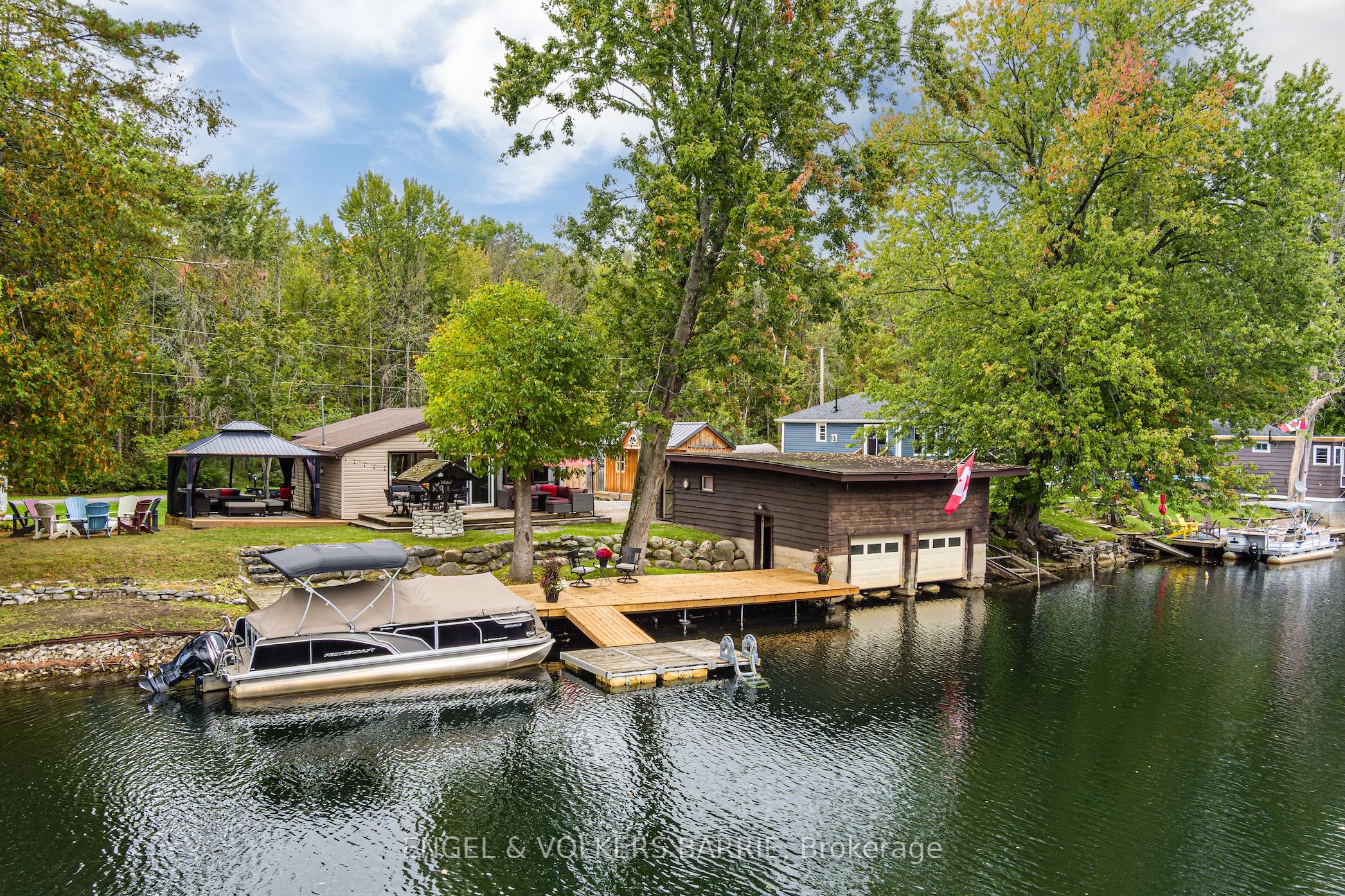 1123 Severn River Road Property Photo 1