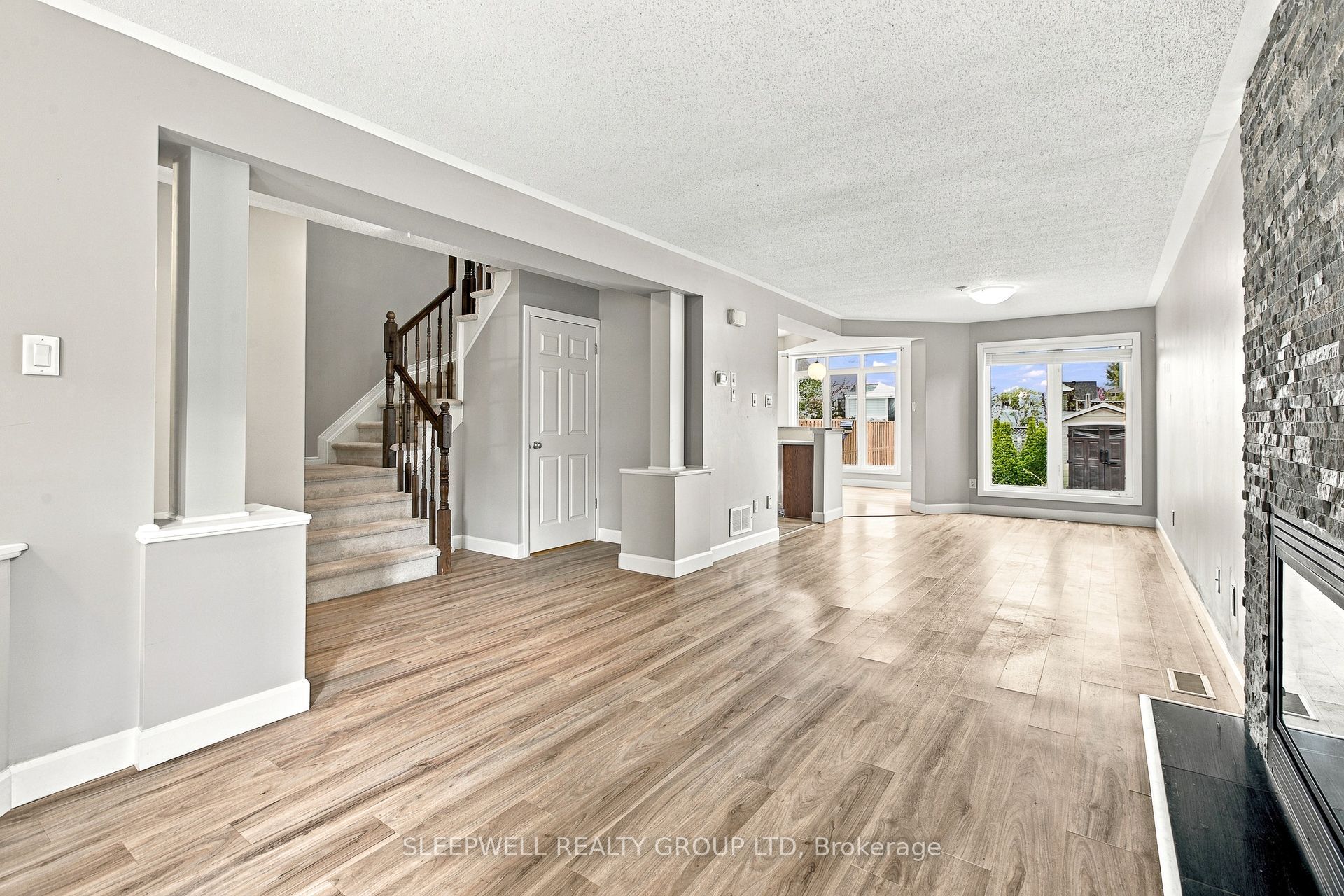 32 Moe Robillard Street Property Photo 5