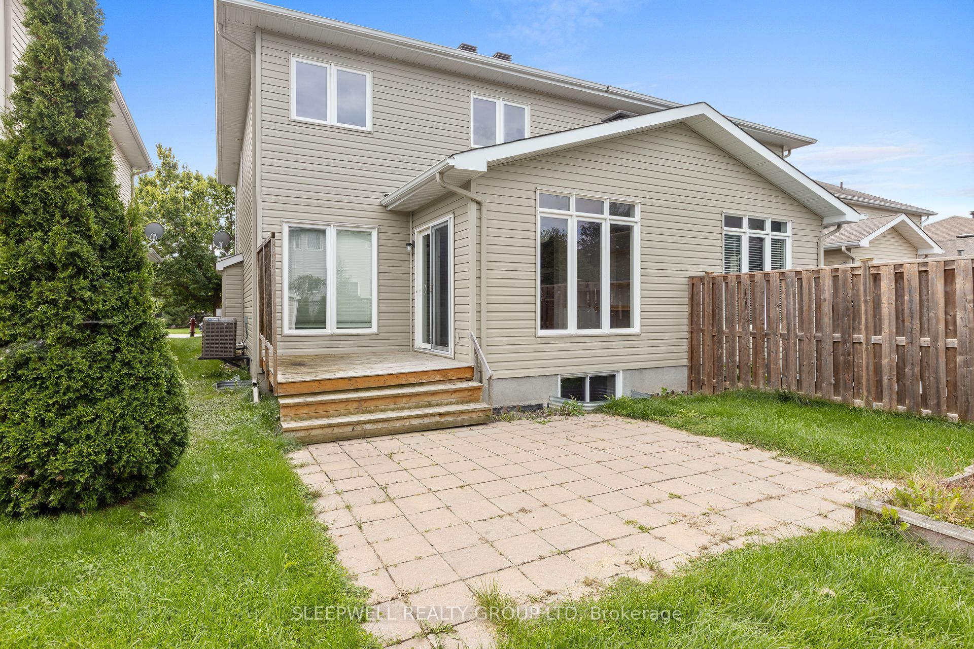 32 Moe Robillard Street Property Photo 24
