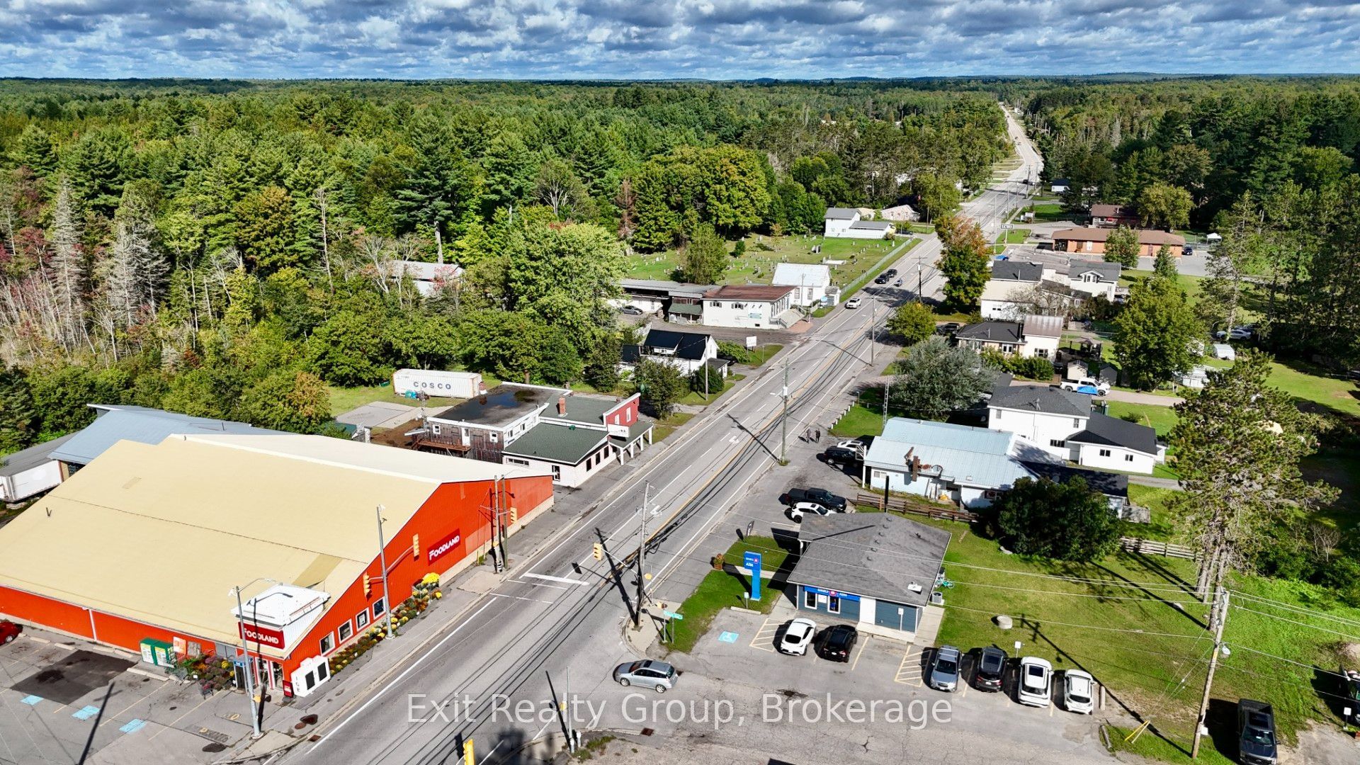 12268 Highway 41 Property Photo 7