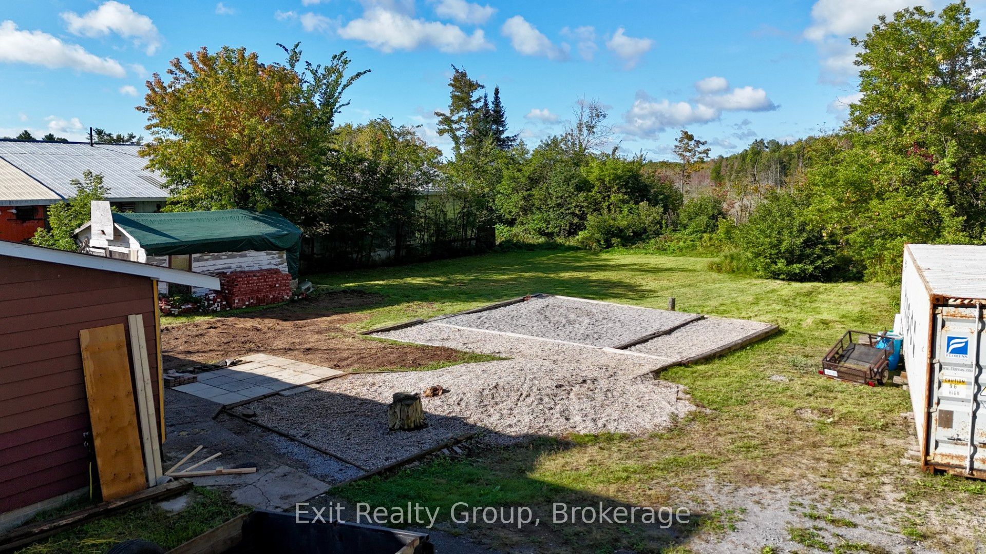 12268 Highway 41 Property Photo 9