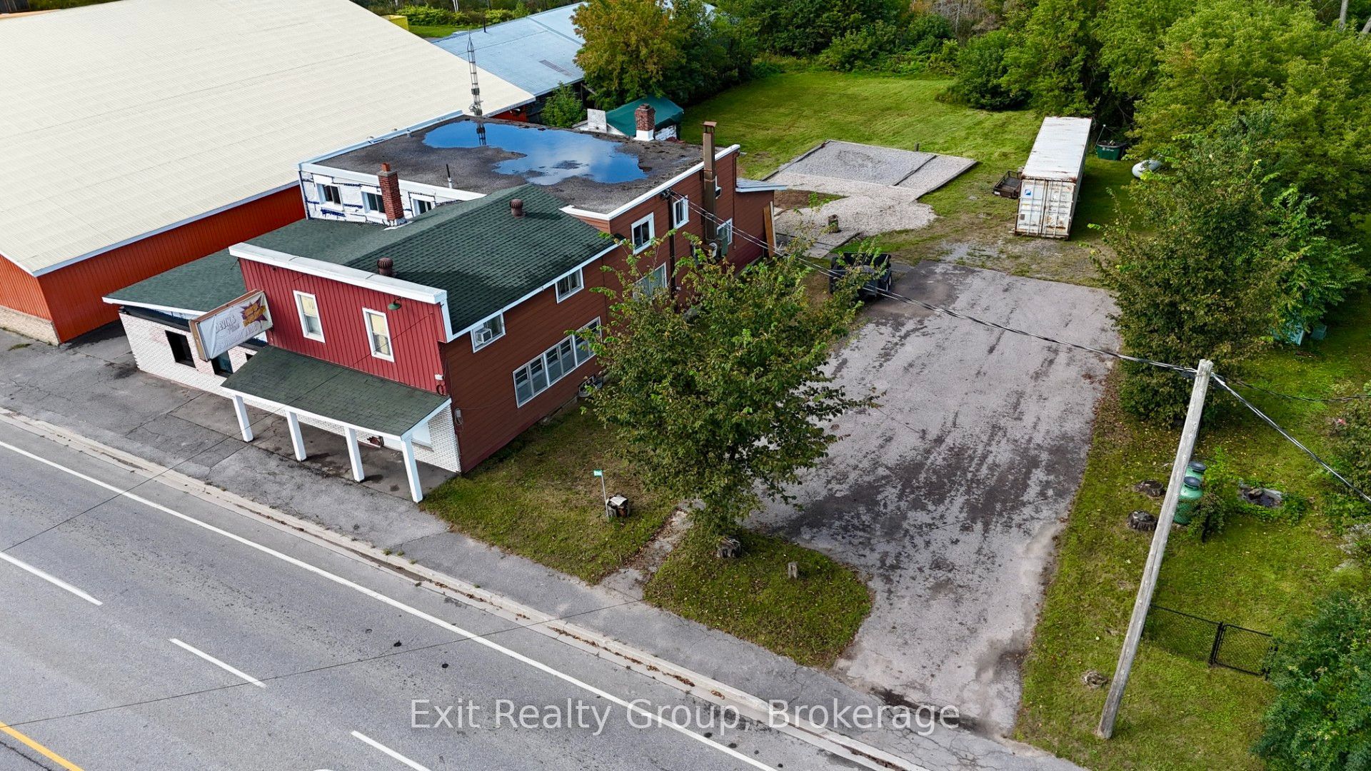 12268 Highway 41 Property Photo 10