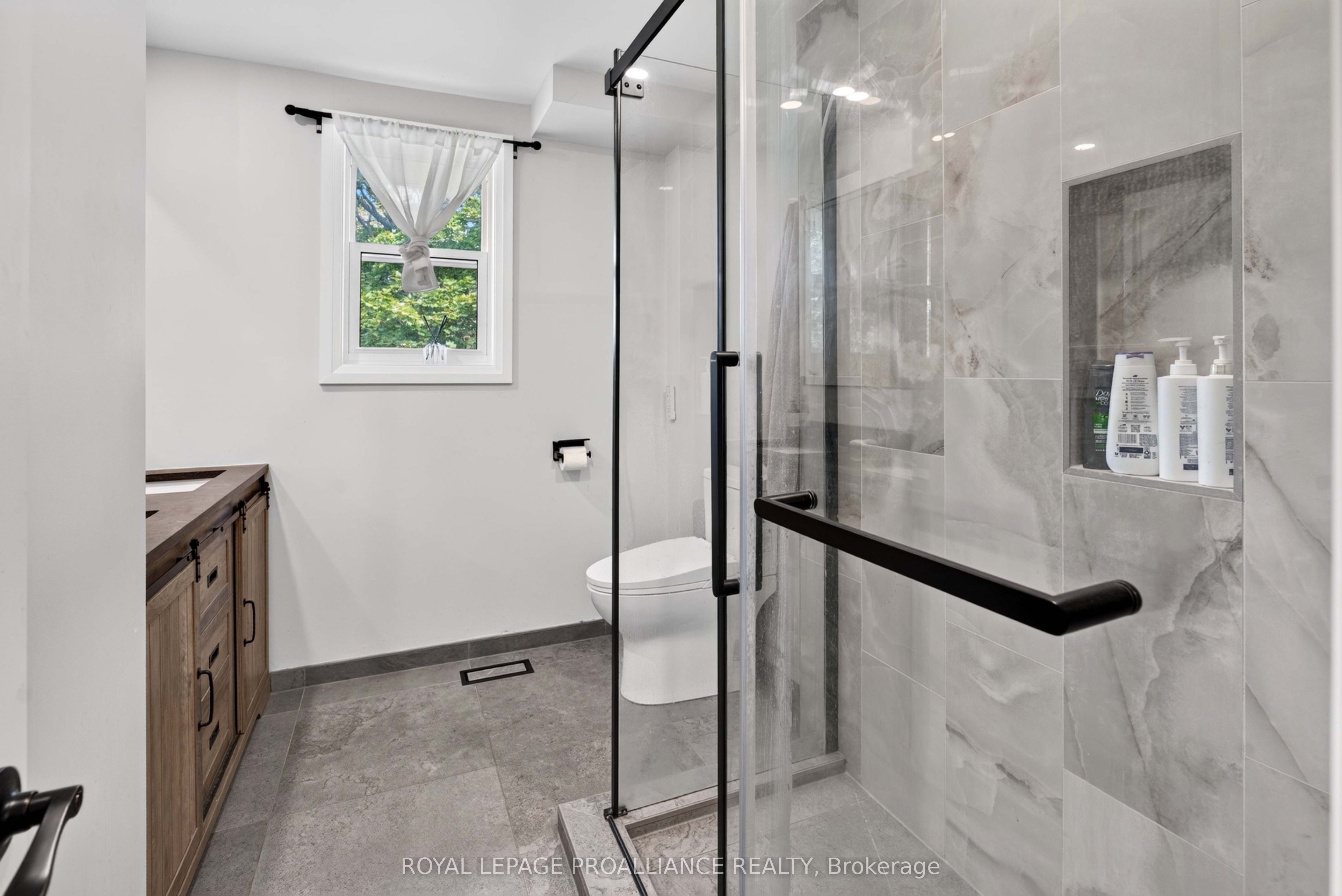 241 Olympus Avenue Property Photo 29