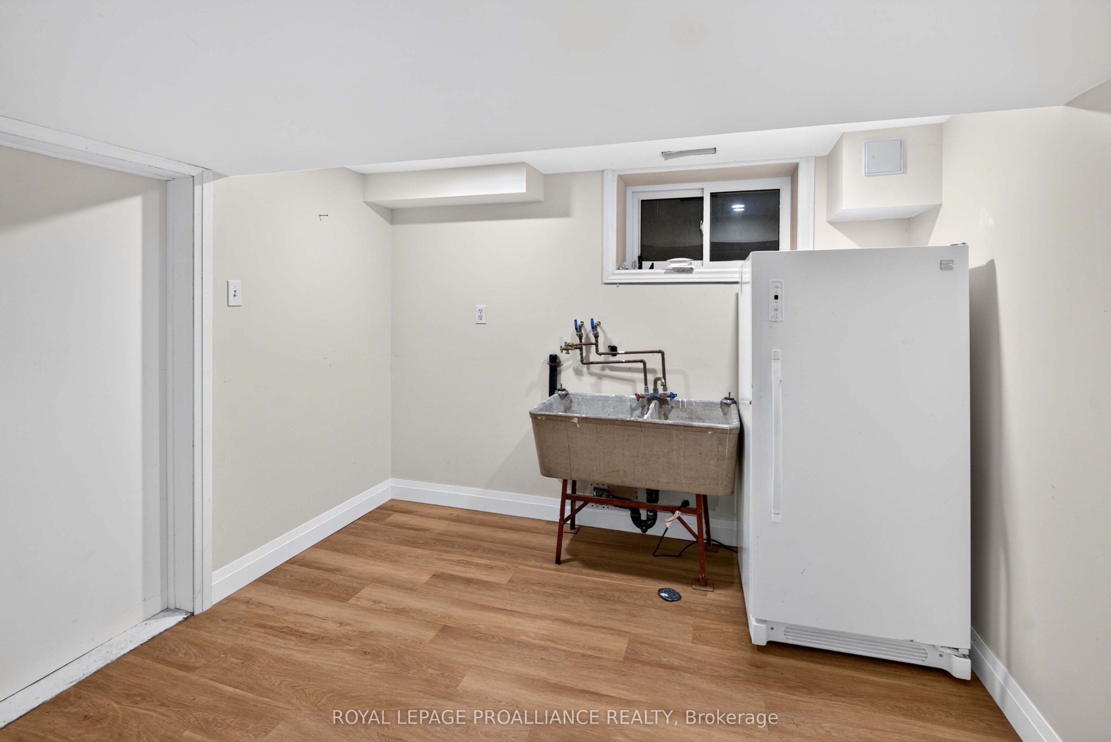 241 Olympus Avenue Property Photo 40