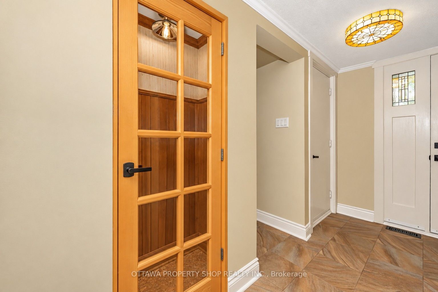 3146 Dumaurier Avenue Property Photo 4