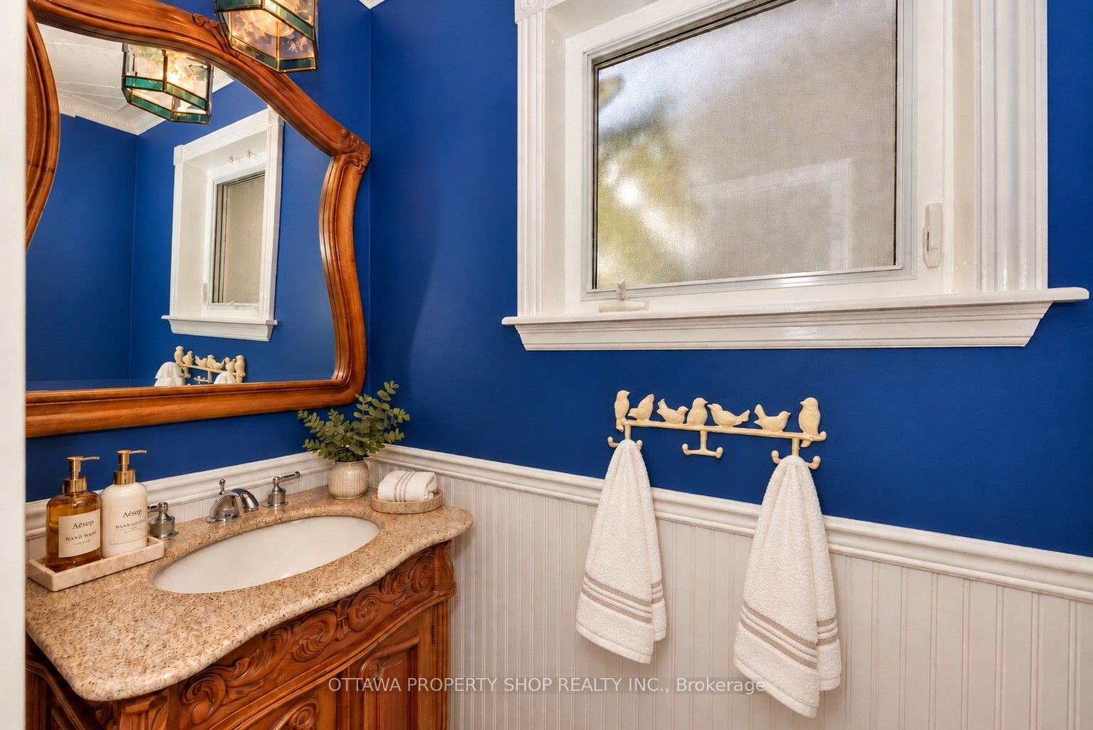 3146 Dumaurier Avenue Property Photo 5