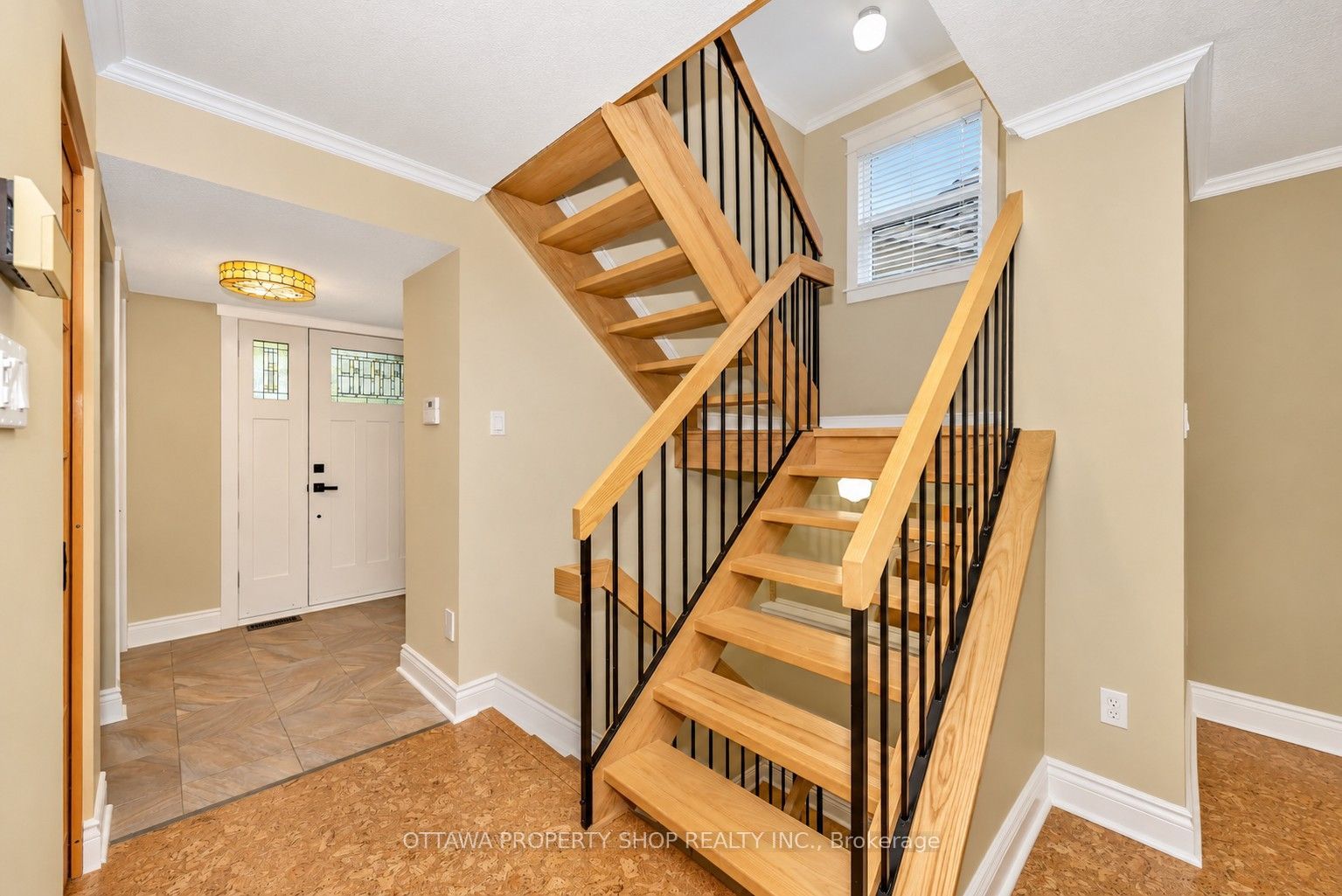 3146 Dumaurier Avenue Property Photo 14