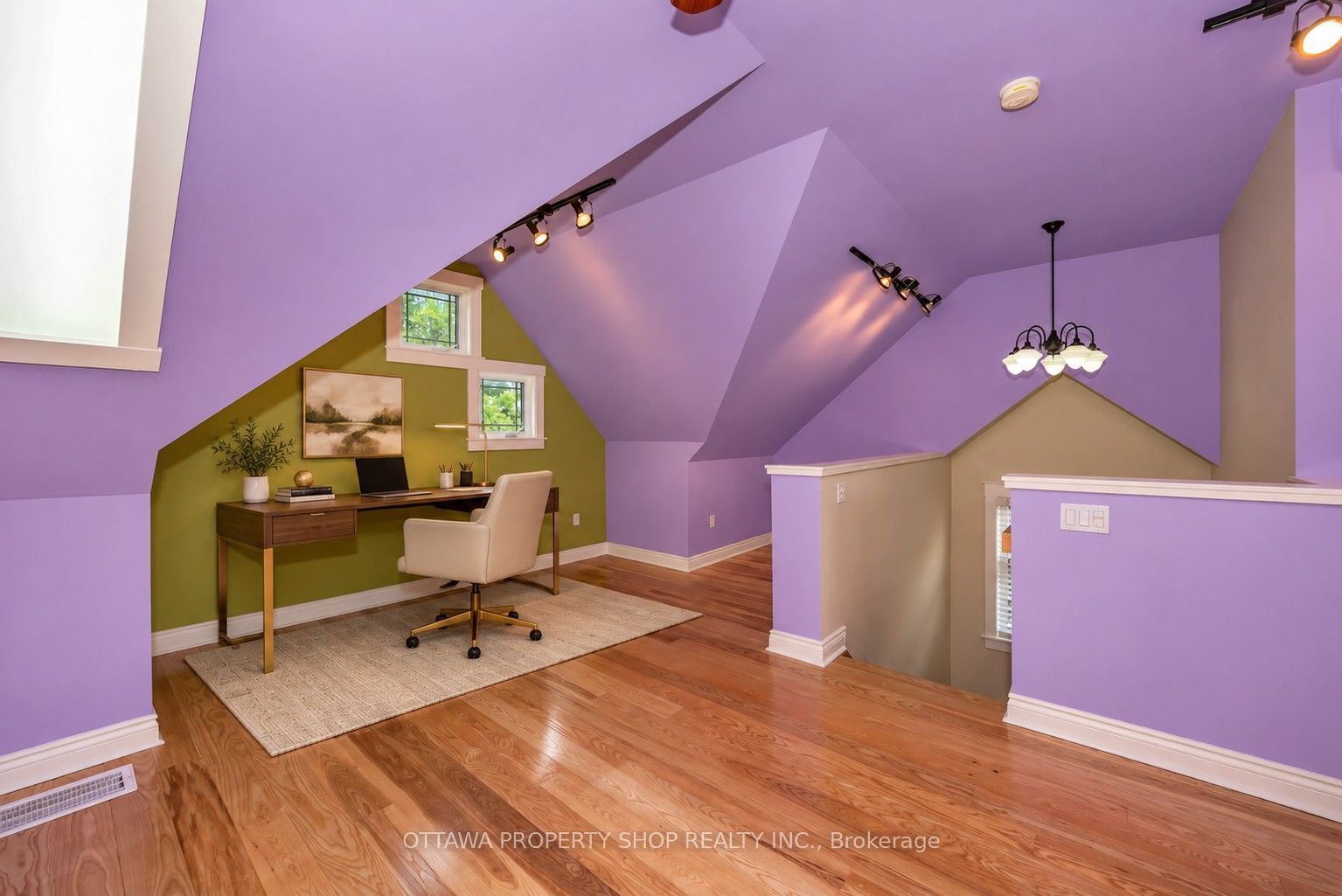3146 Dumaurier Avenue Property Photo 26