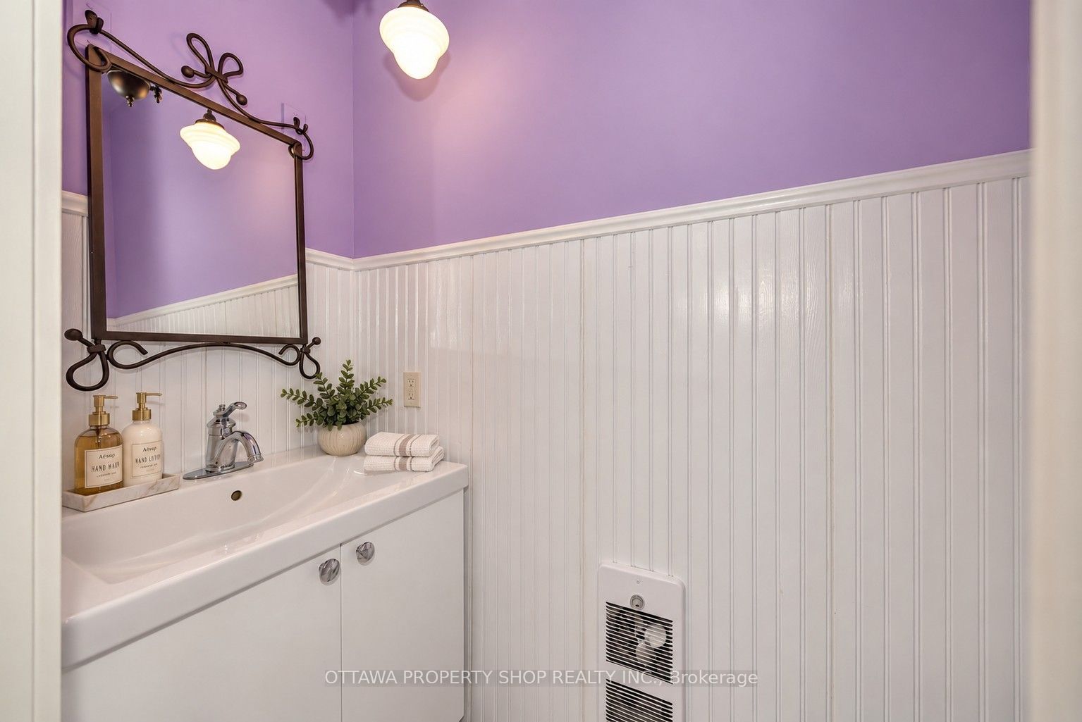 3146 Dumaurier Avenue Property Photo 27