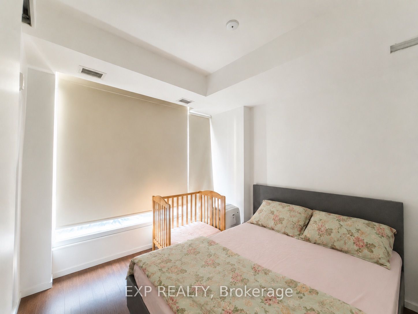 98 Richmond Road 208 Property Photo 6