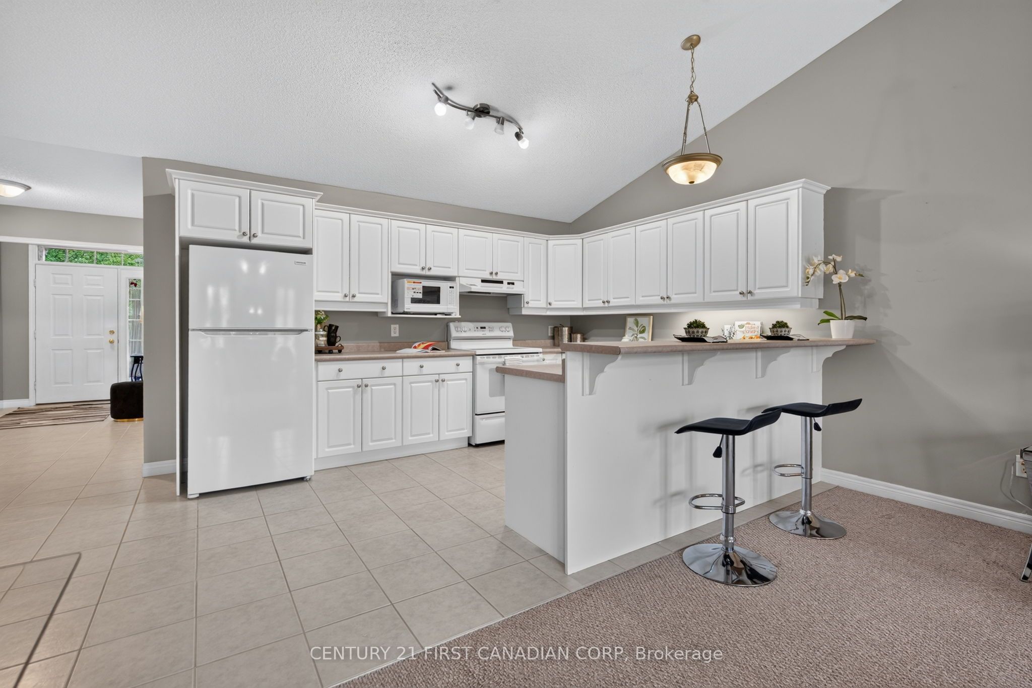 87 Donker Drive 22 Property Photo 10