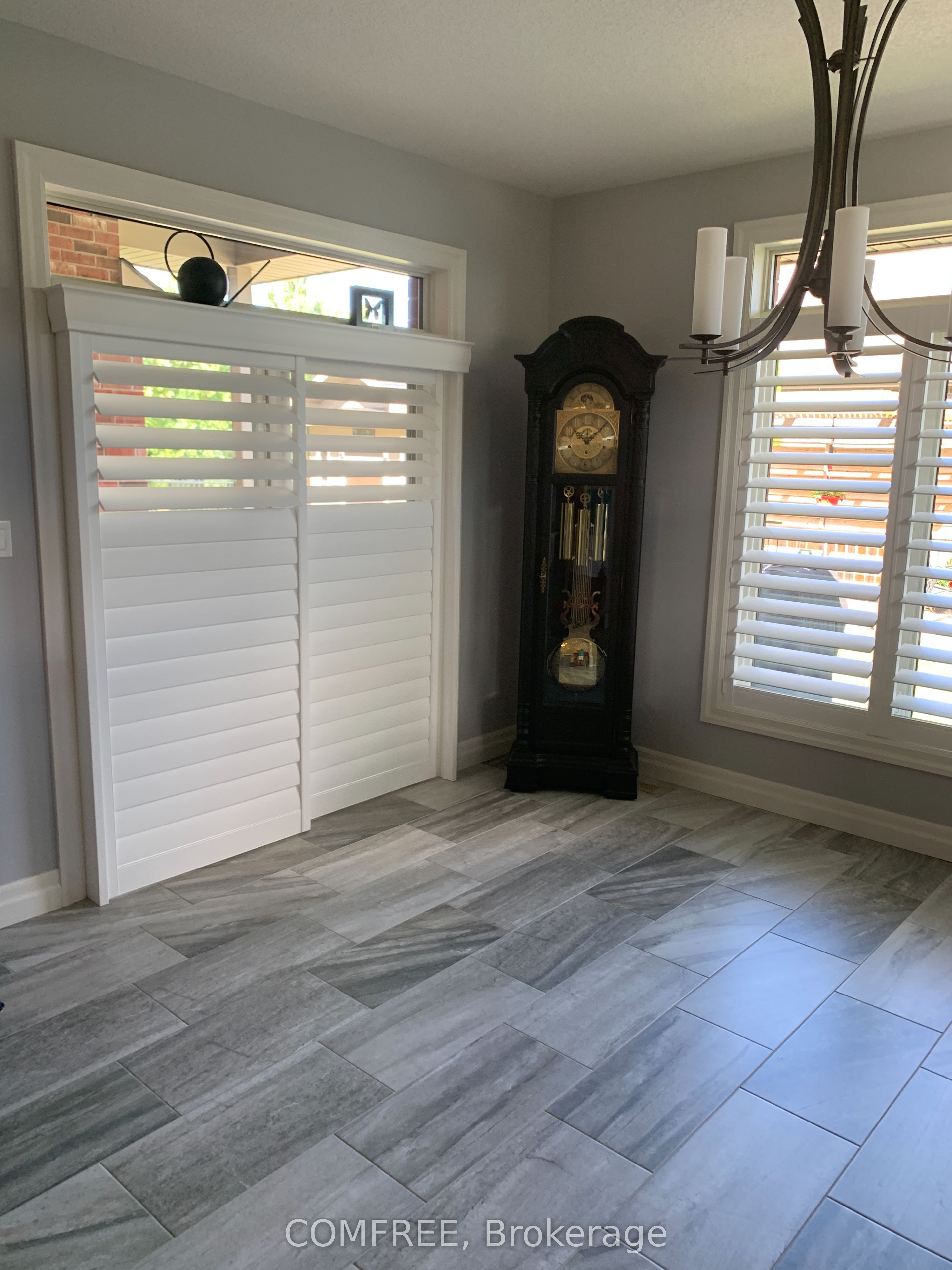 100 Parkview Drive Property Photo 14