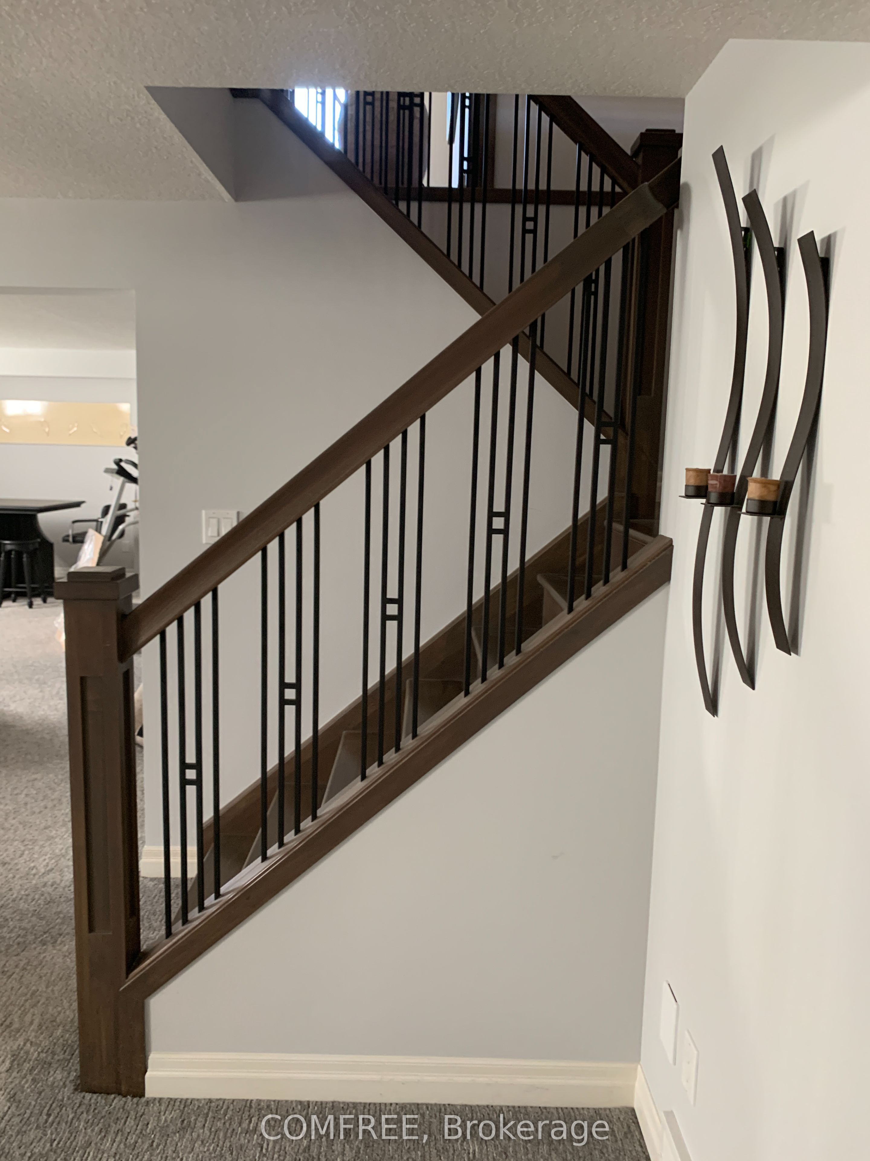 100 Parkview Drive Property Photo 30
