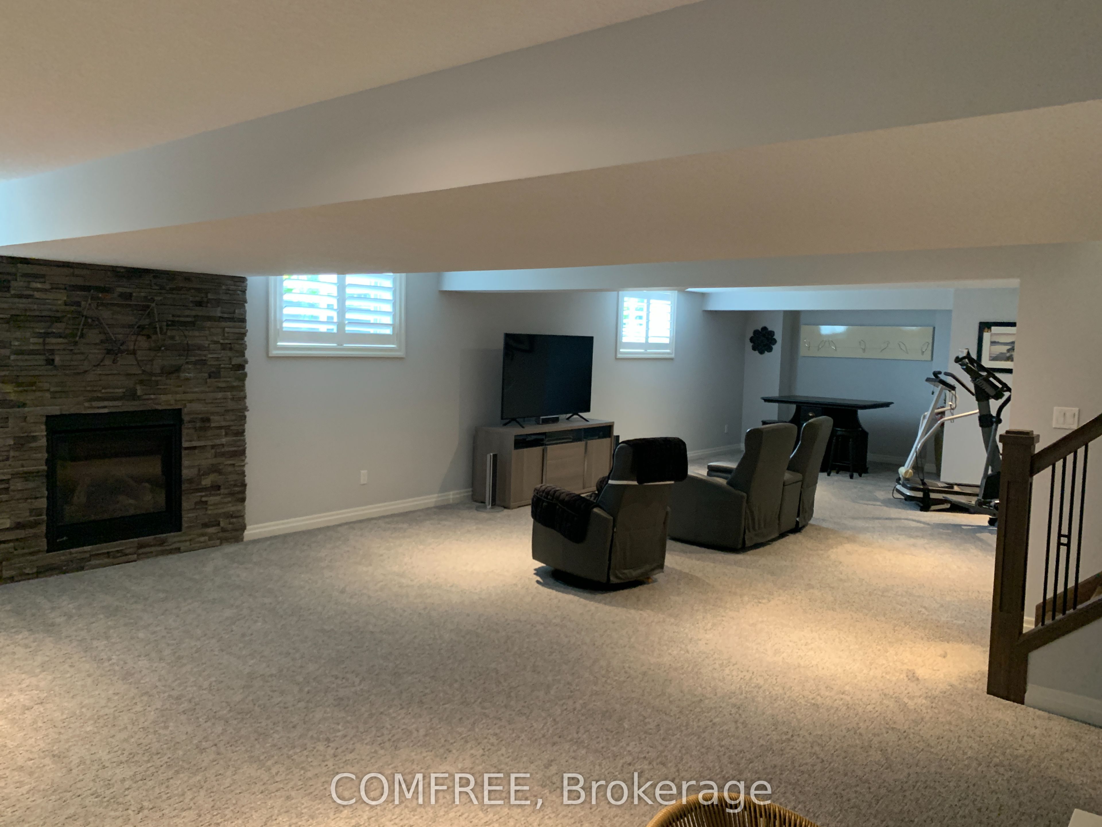 100 Parkview Drive Property Photo 31