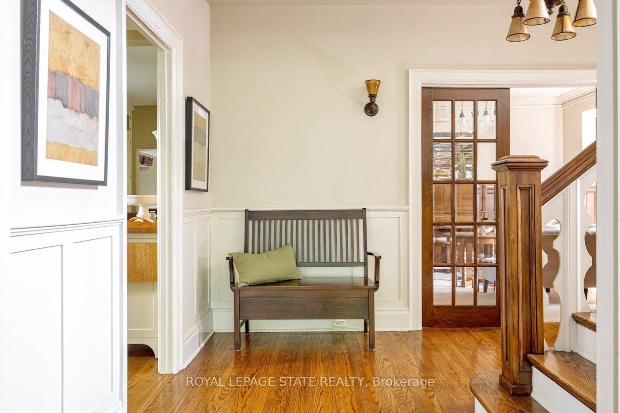 2 Oak Knoll Drive Property Photo 10