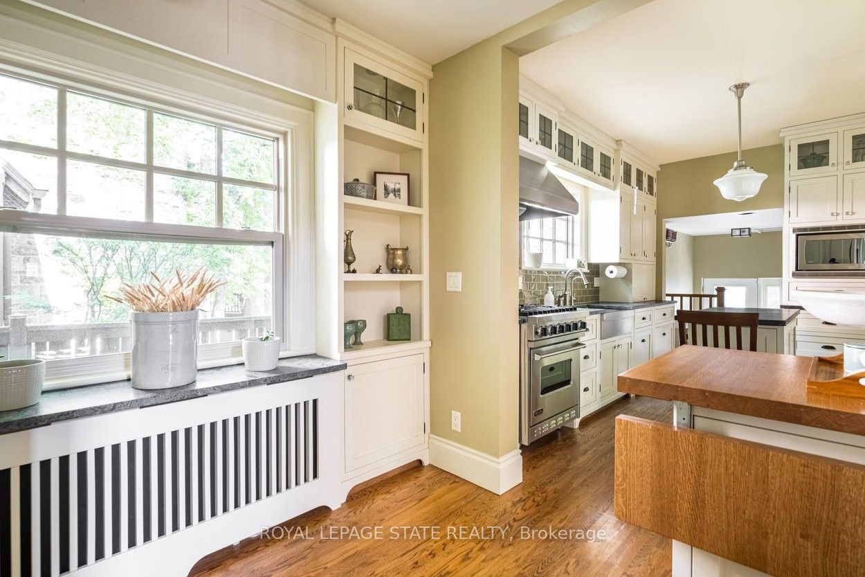 2 Oak Knoll Drive Property Photo 19