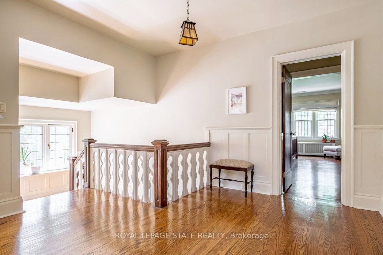 2 Oak Knoll Drive Property Photo 26