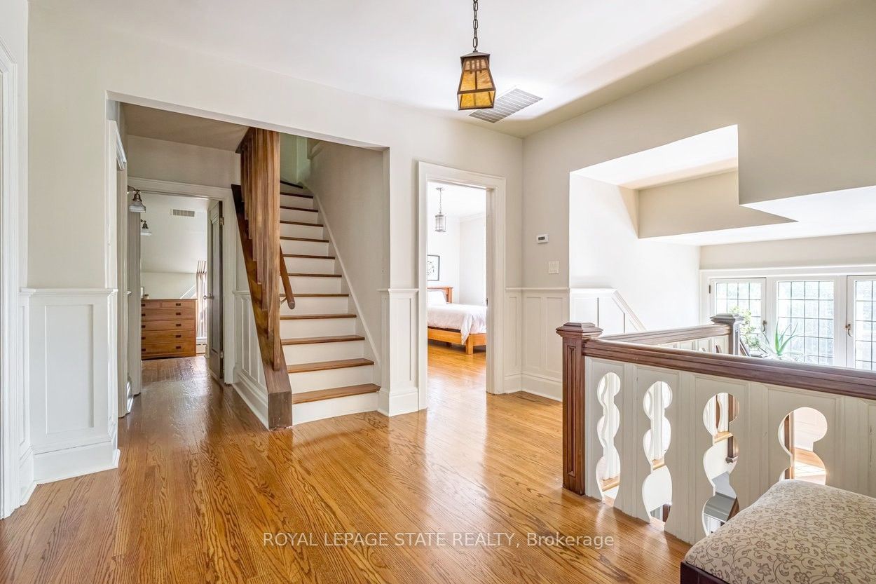 2 Oak Knoll Drive Property Photo 27