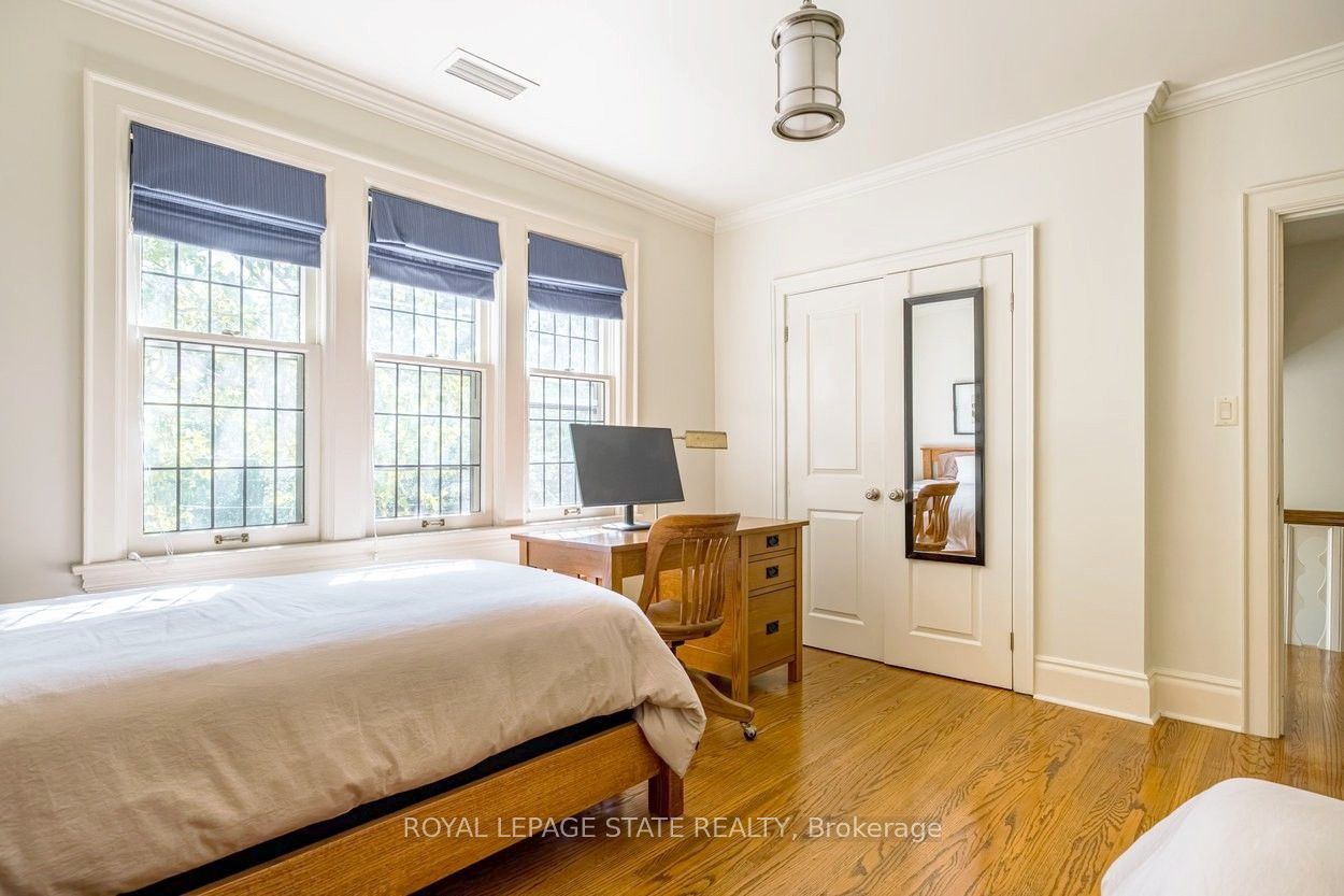 2 Oak Knoll Drive Property Photo 37