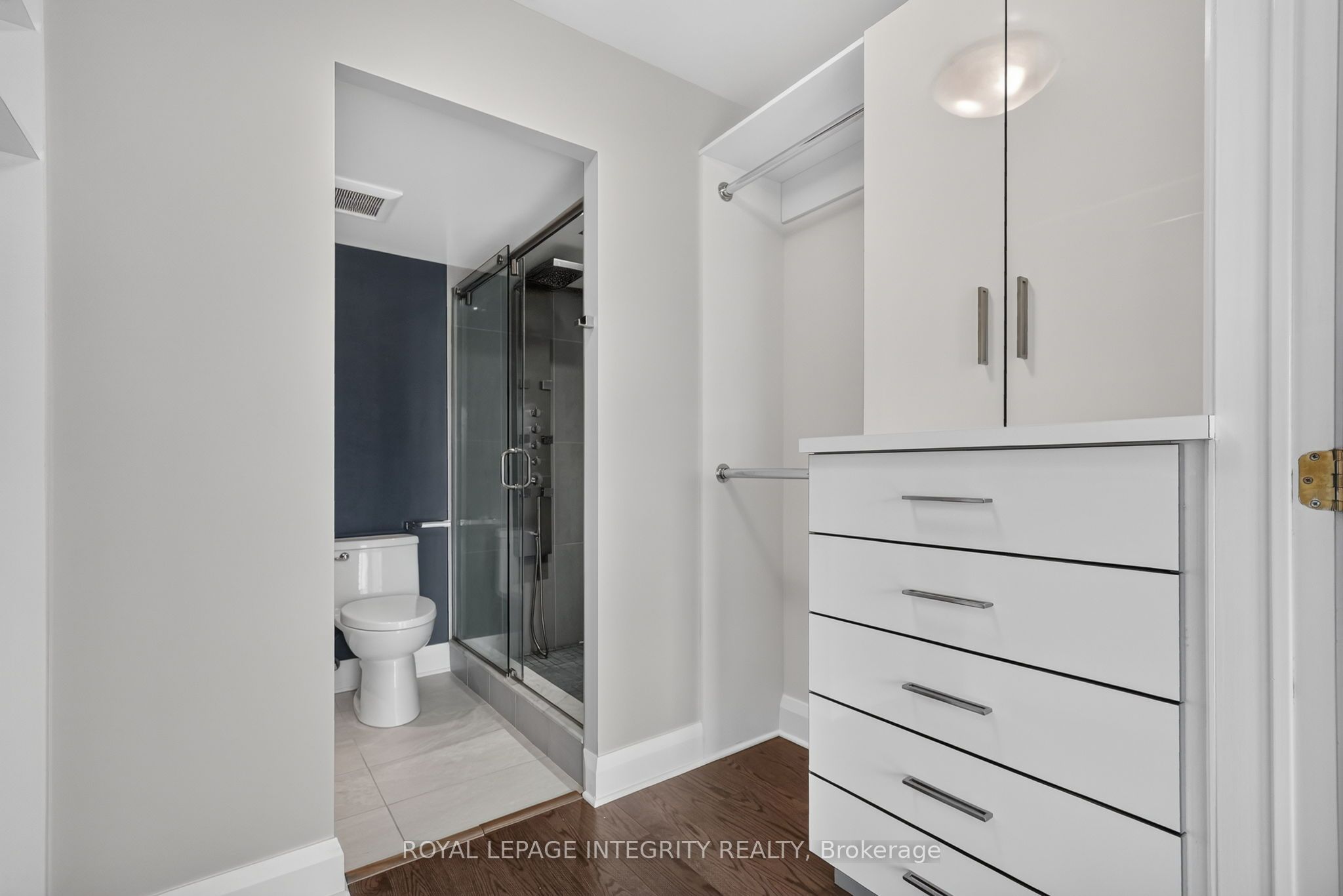 545 St Laurent Boulevard 302 Property Photo 29