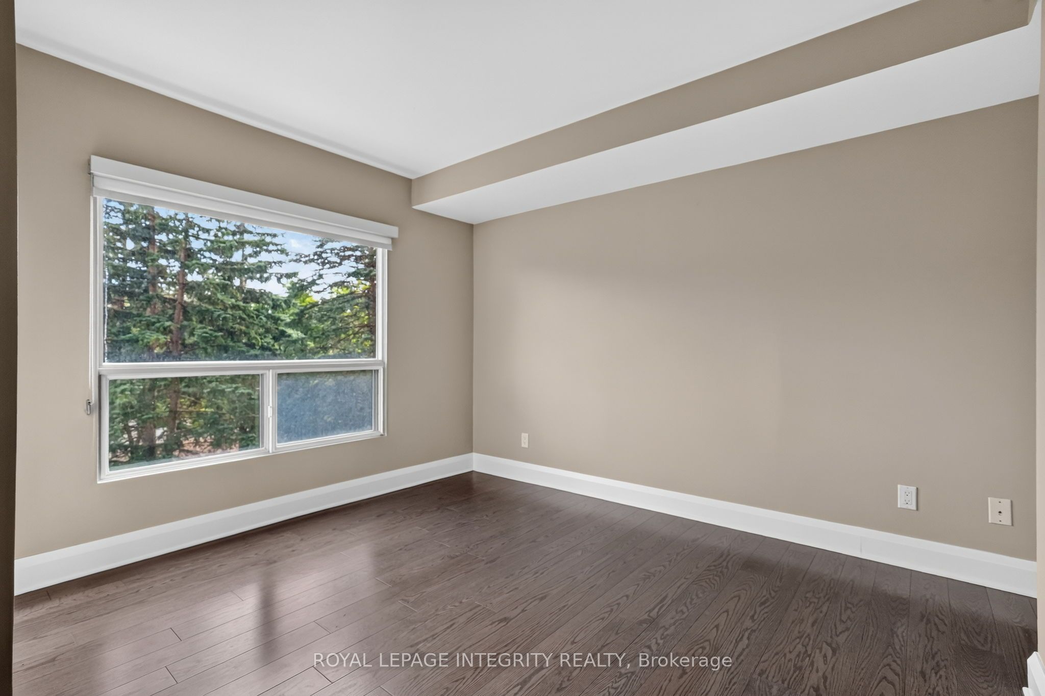 545 St Laurent Boulevard 302 Property Photo 33