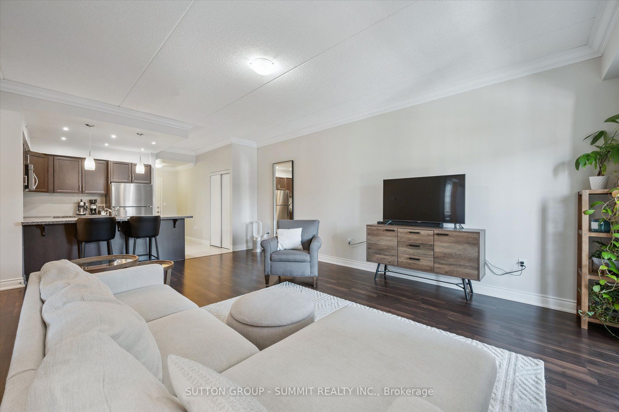 1077 Gordon Street 242 Property Photo 1
