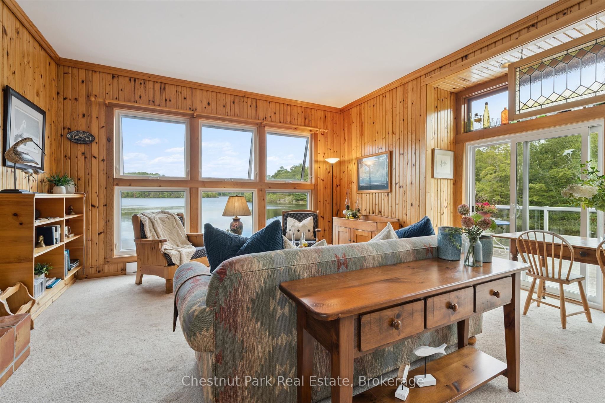 2215 Miriam Drive Property Photo 16