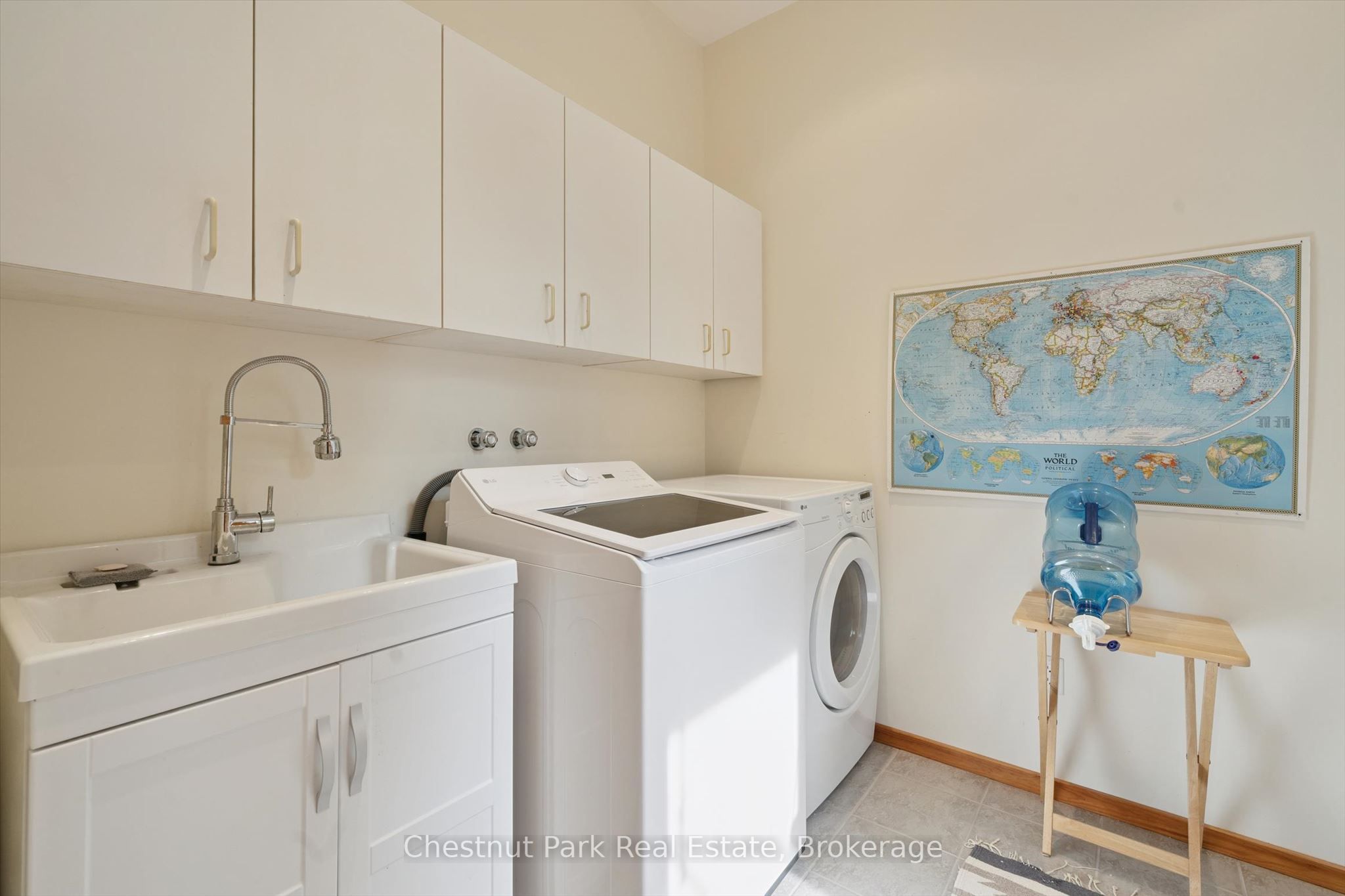 2215 Miriam Drive Property Photo 23
