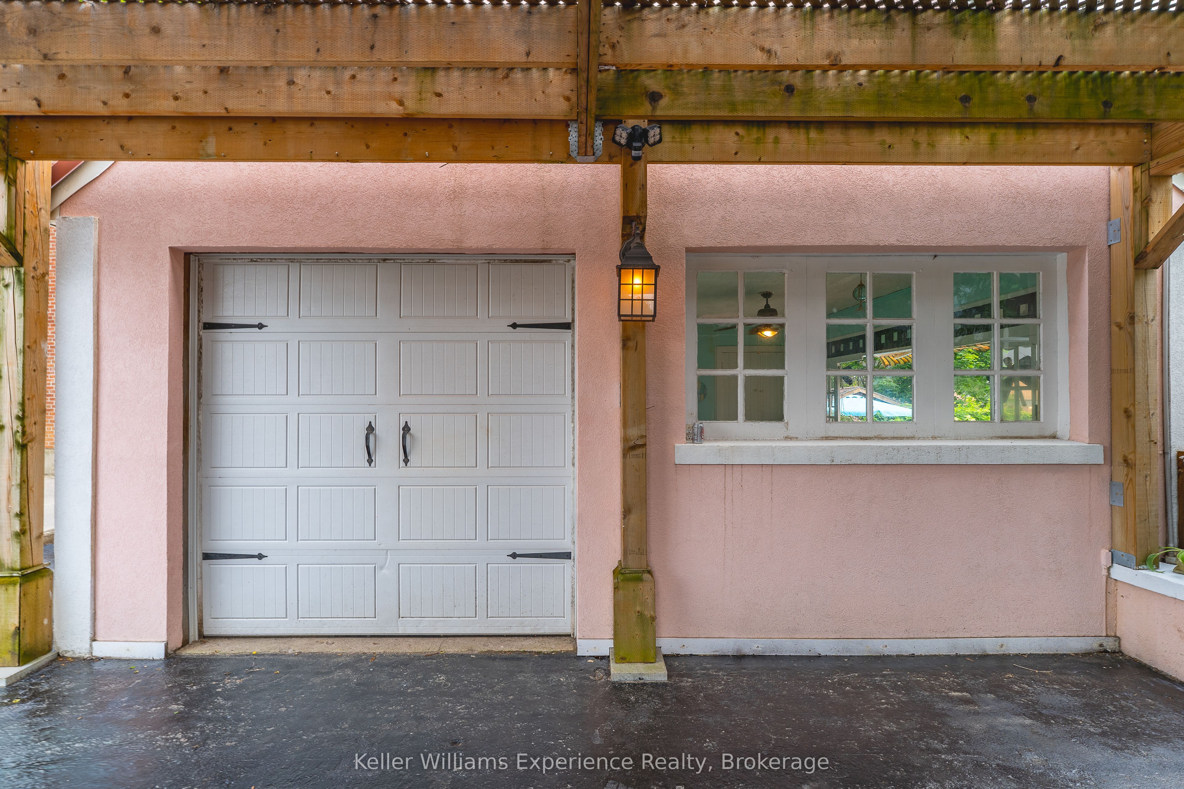 85 10th Street Property Photo 40