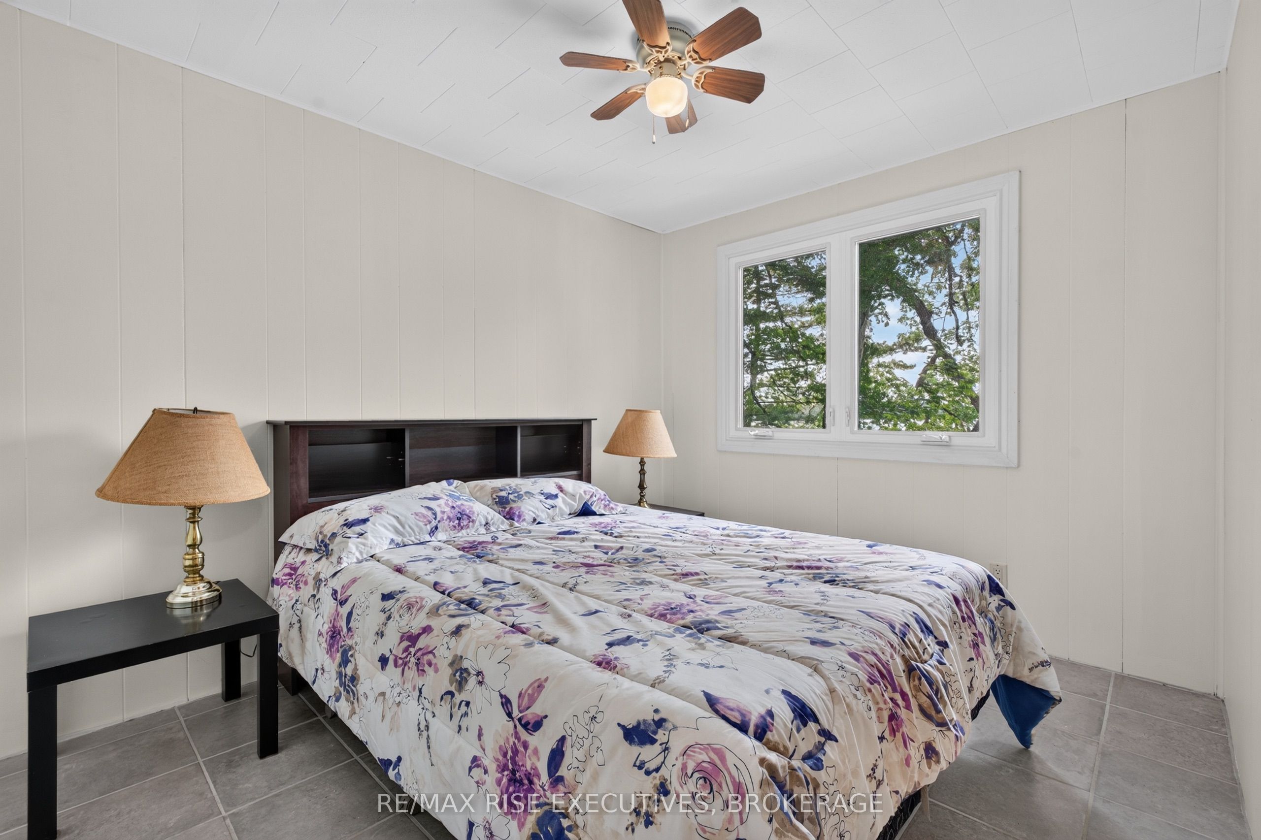 638 Derbyshire Point Lane Property Photo 15
