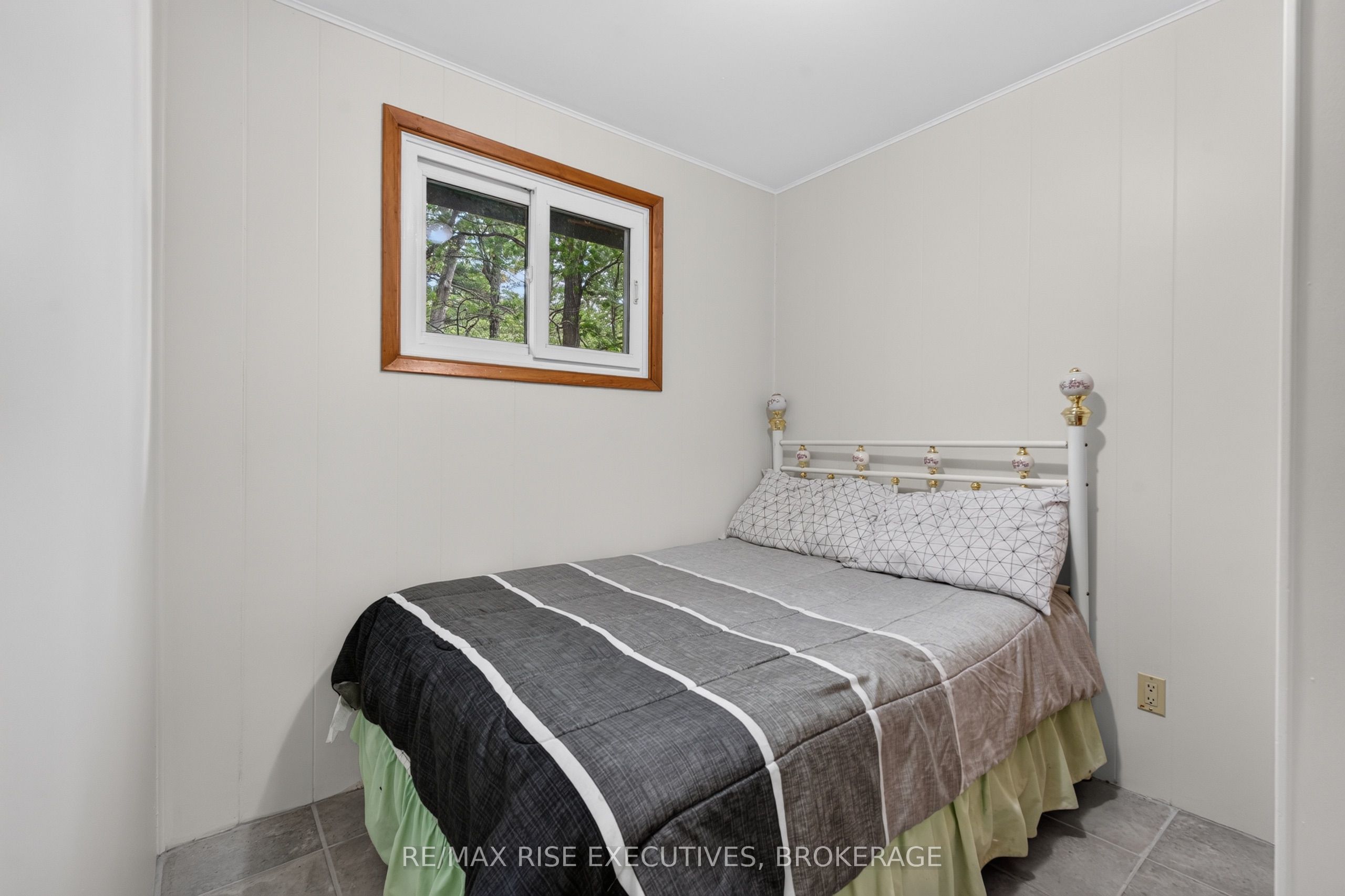 638 Derbyshire Point Lane Property Photo 21