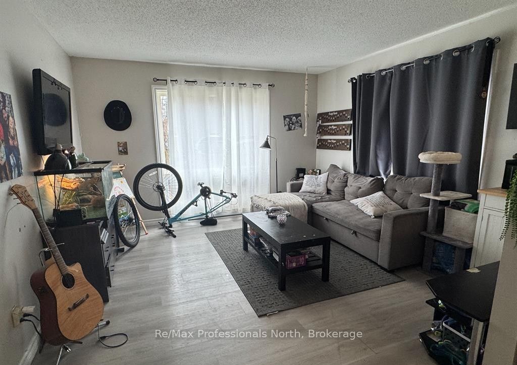 141 Hotchkiss Street Property Photo 12