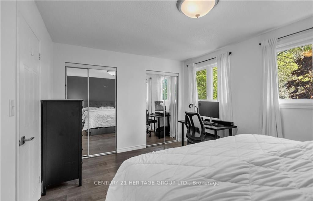 52 Harris Avenue D Property Photo 22