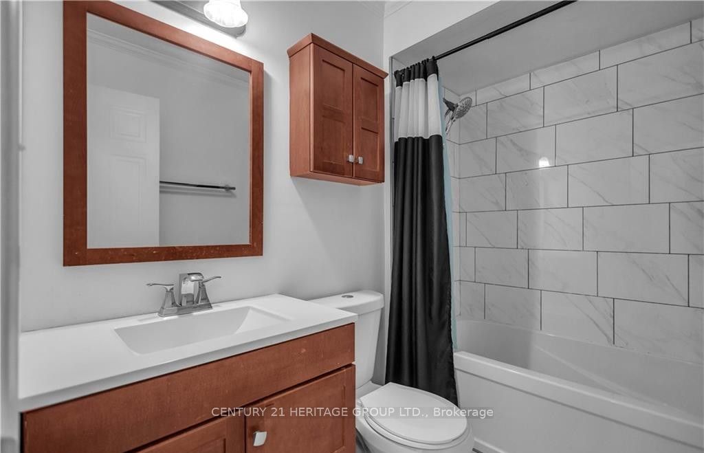 52 Harris Avenue D Property Photo 28