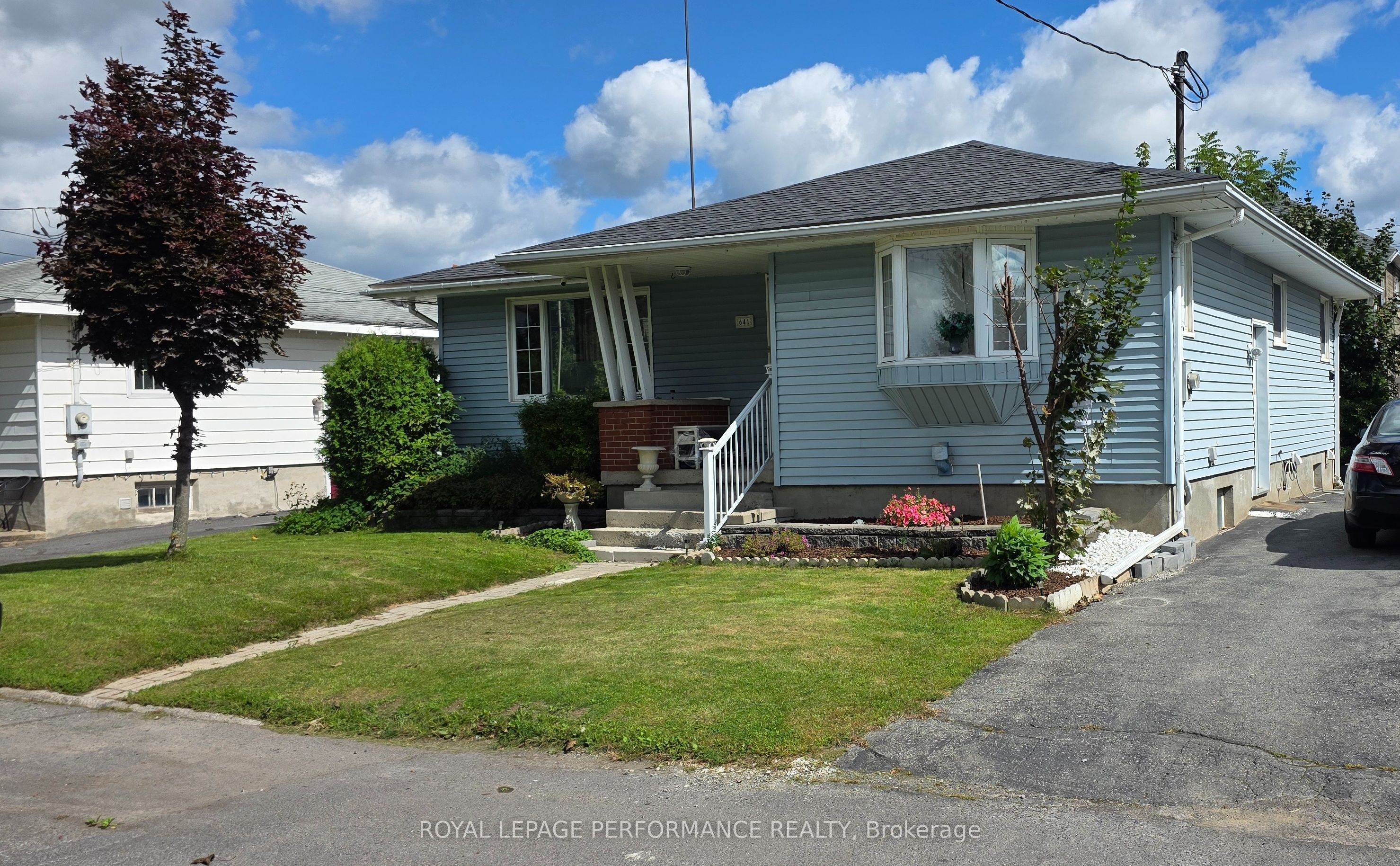 641 Burton Avenue Property Photo 2