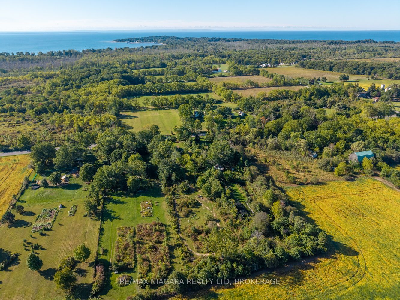 4728 Michener Road Property Photo 14