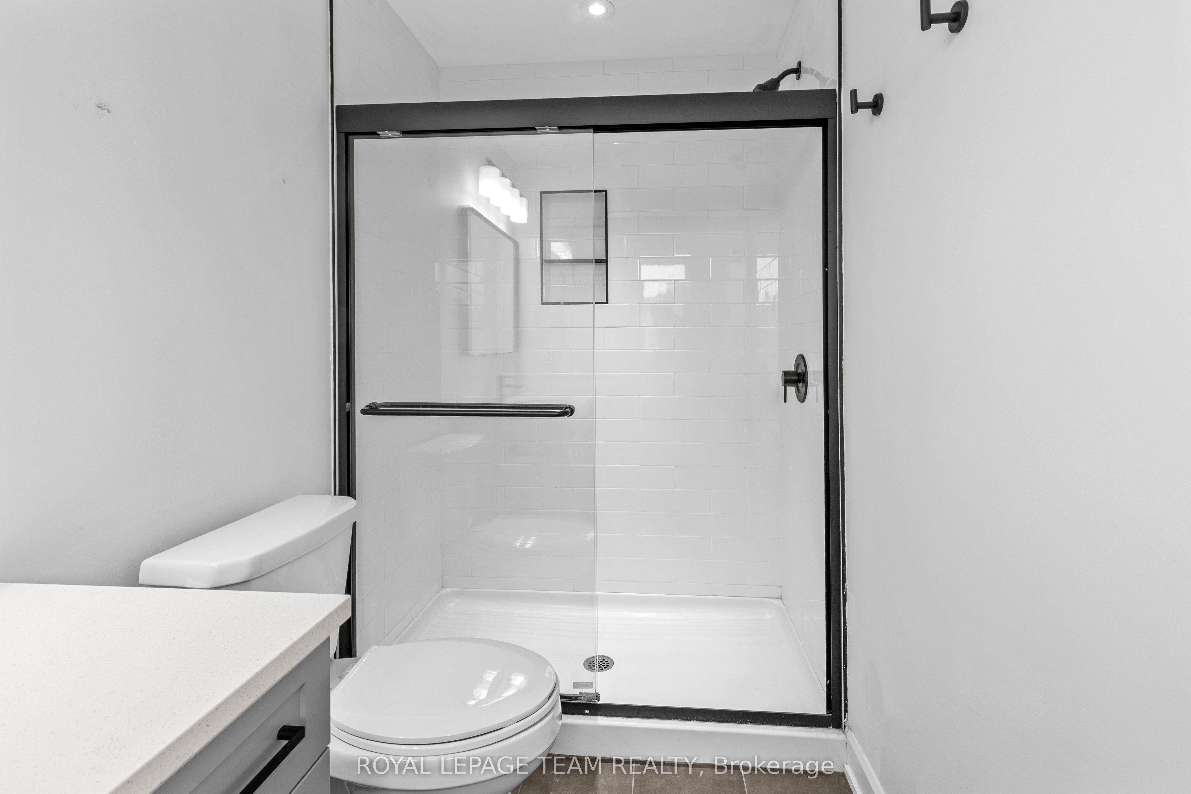 173 Rivington Street B Property Photo 31