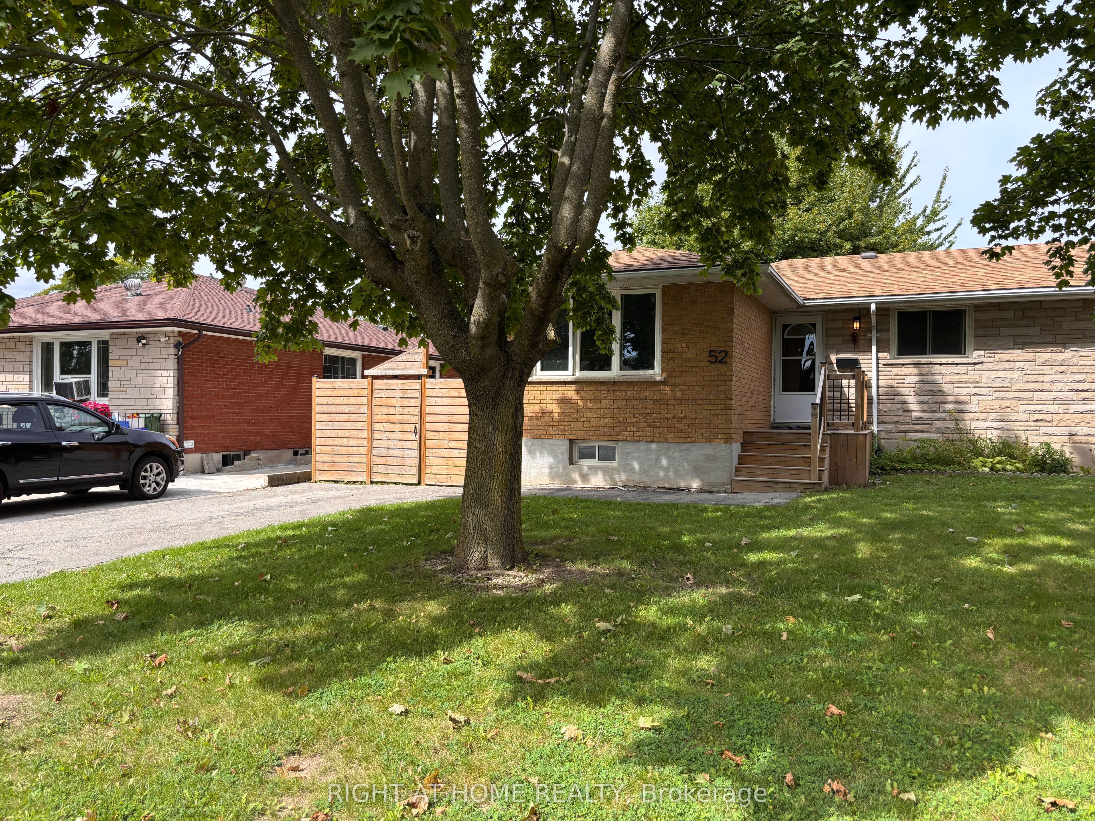 52 Sumner Place Property Photo 1