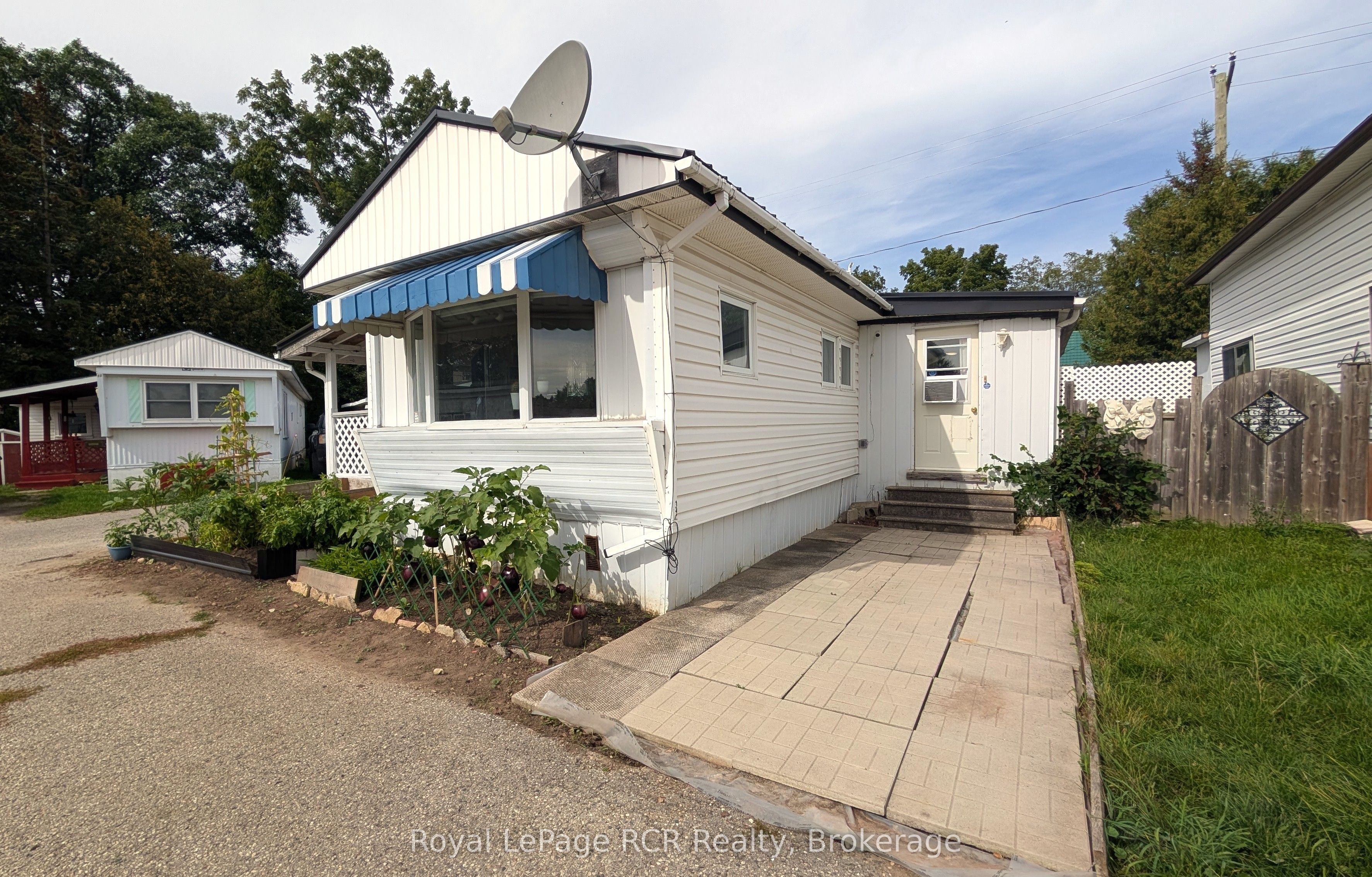1680 9th Avenue E 20 Property Photo 4