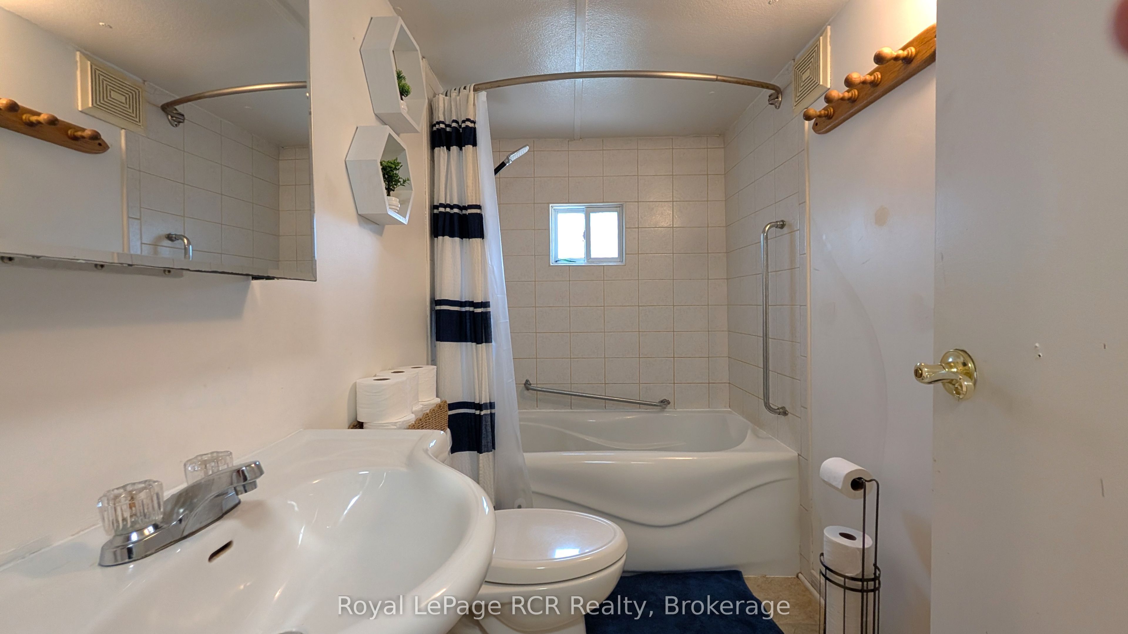 1680 9th Avenue E 20 Property Photo 10