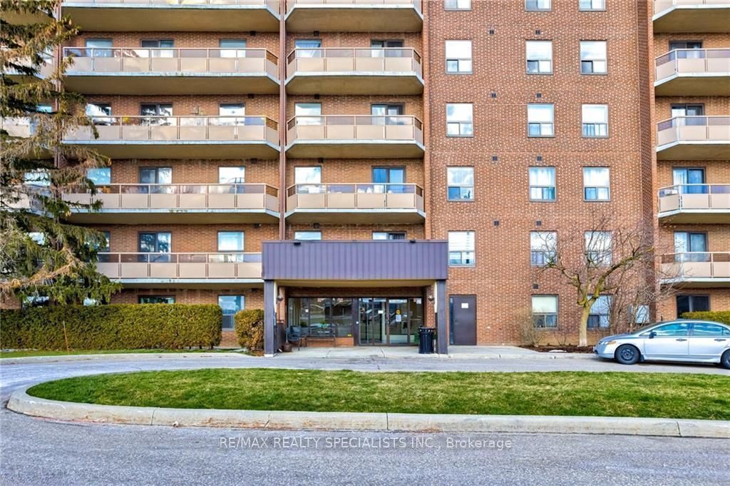 1100 Courtland Avenue 309 Property Photo 2