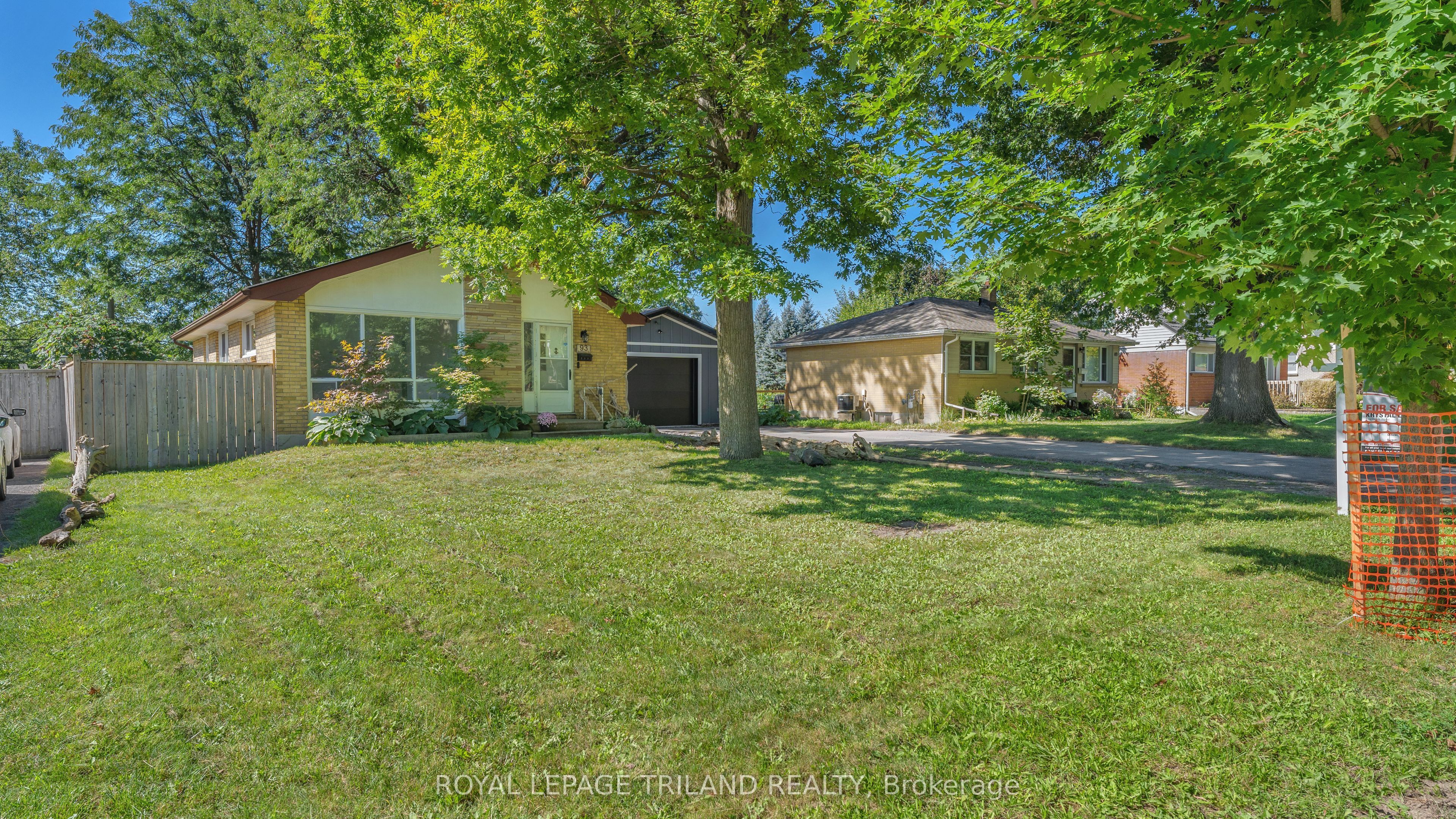 93 Manitoulin Drive Property Photo 3
