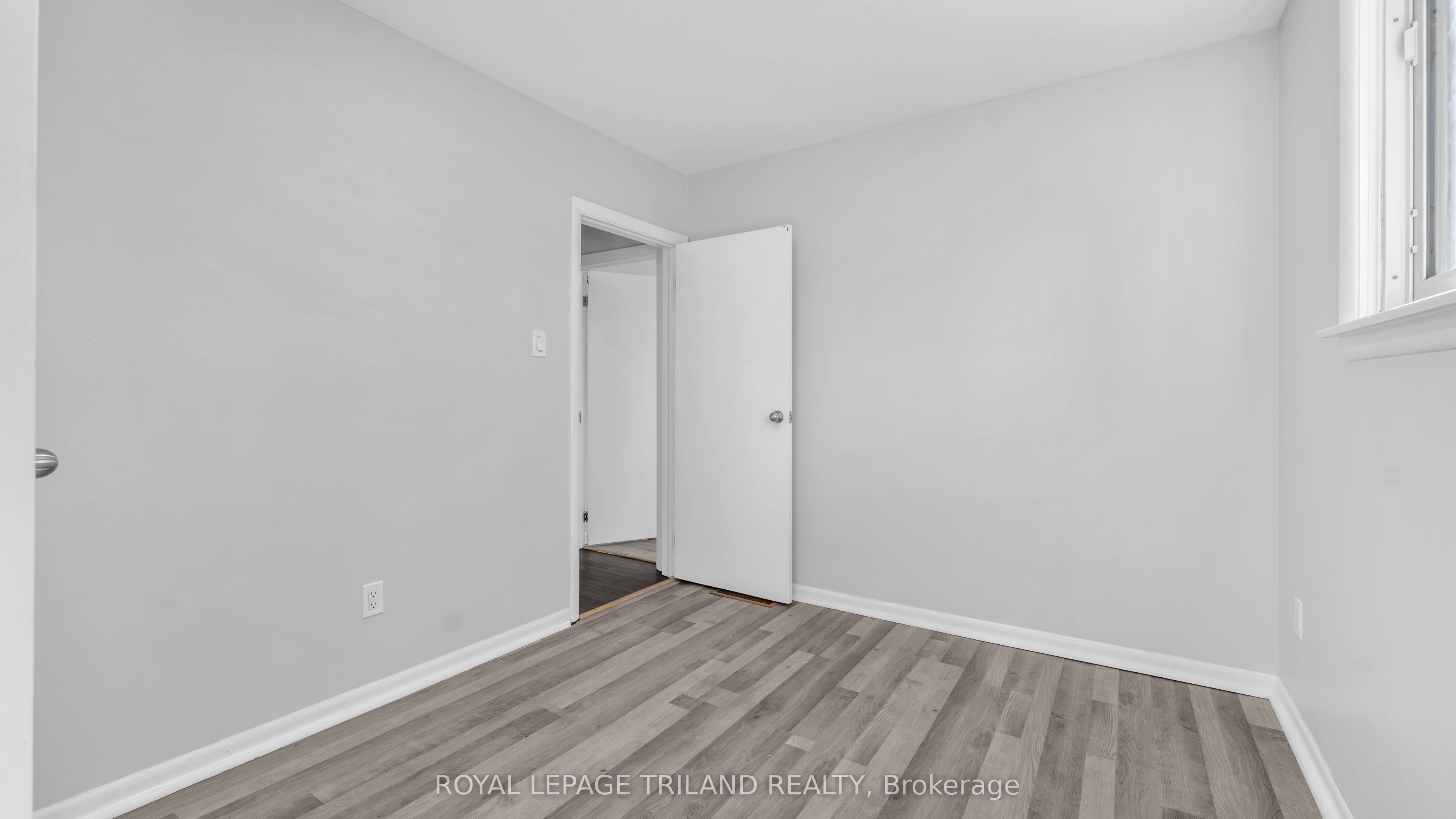 93 Manitoulin Drive Property Photo 16