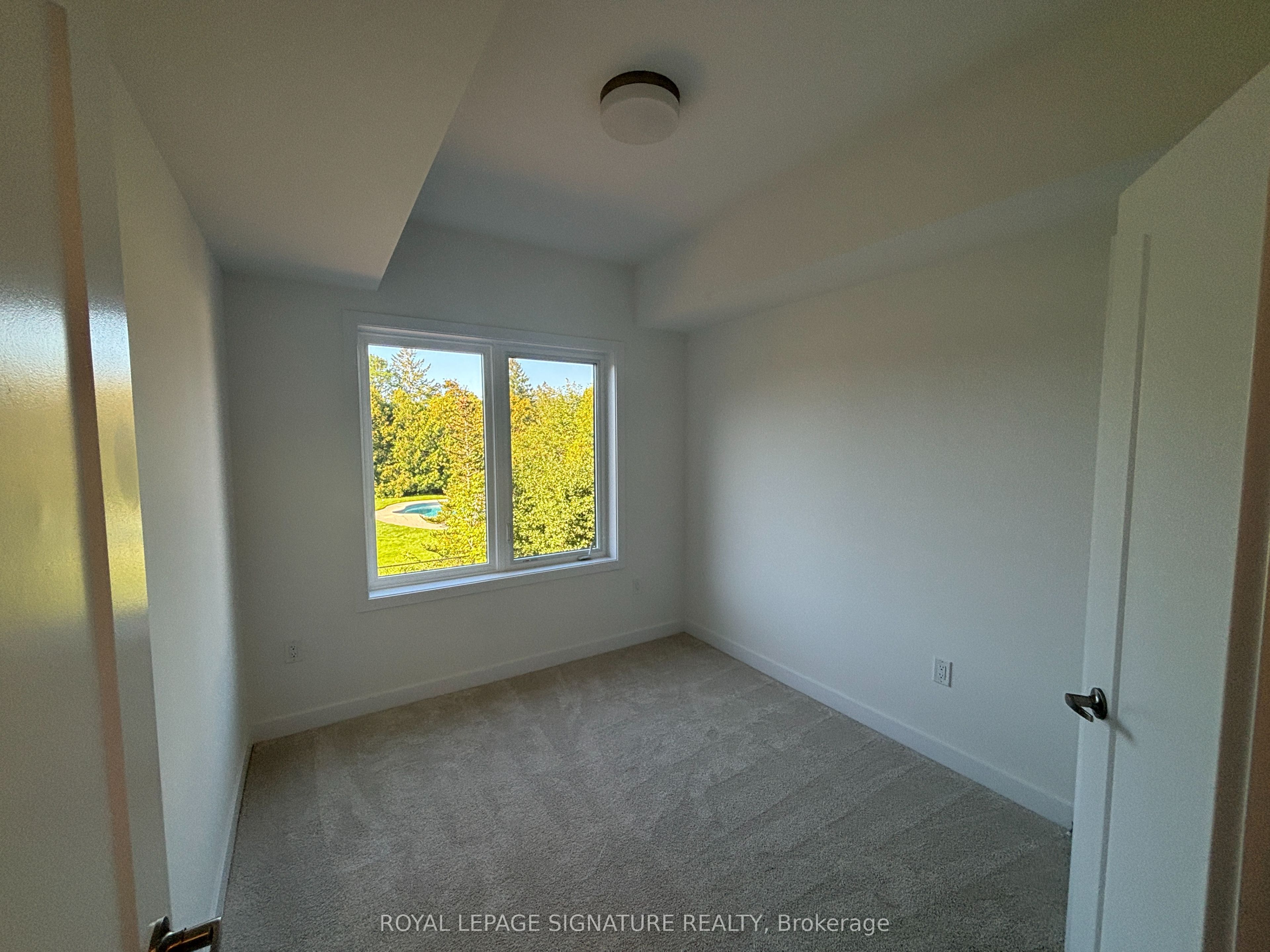 42 Lowes Road W 24 Property Photo 15