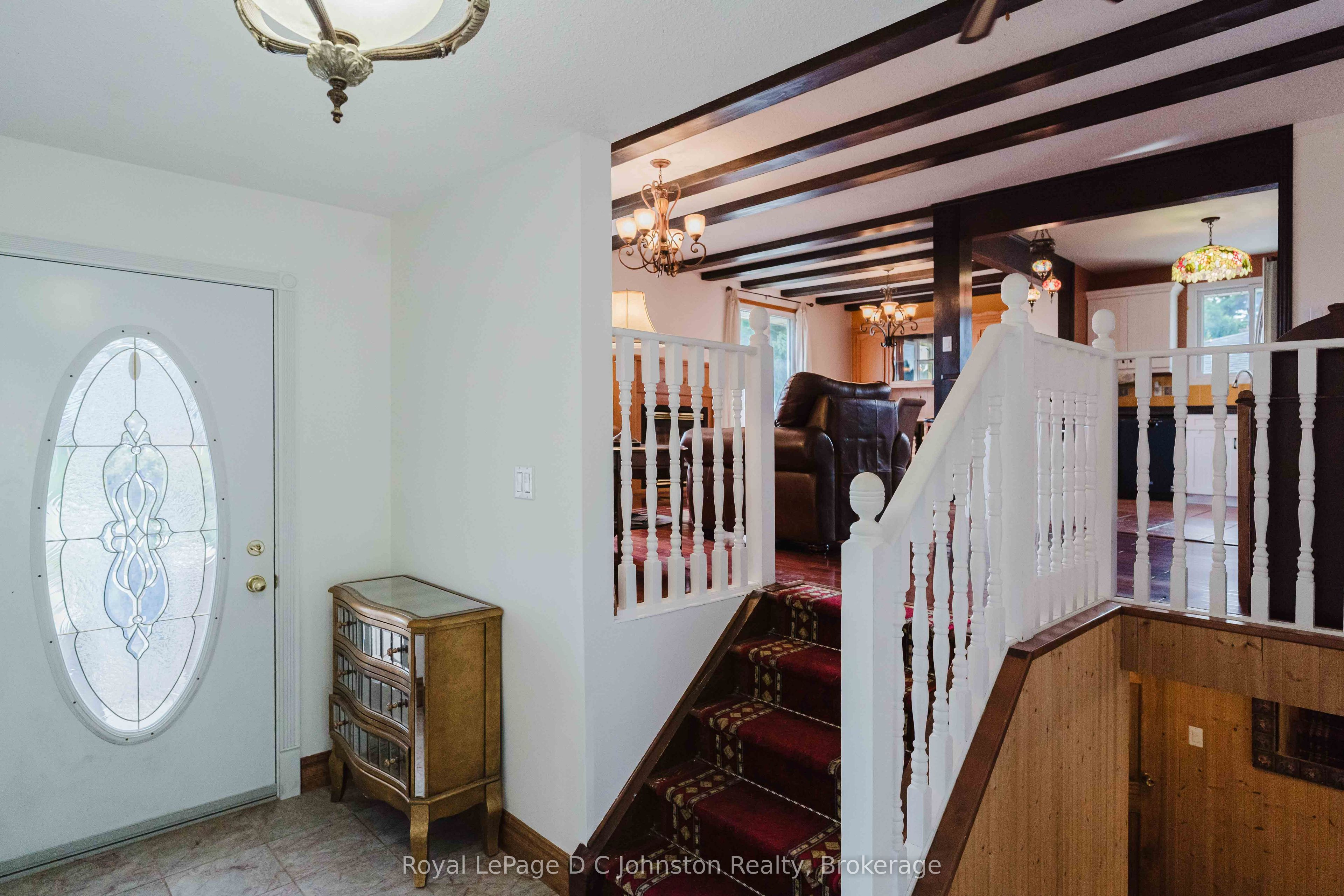 1152 Wellington Street Property Photo 9