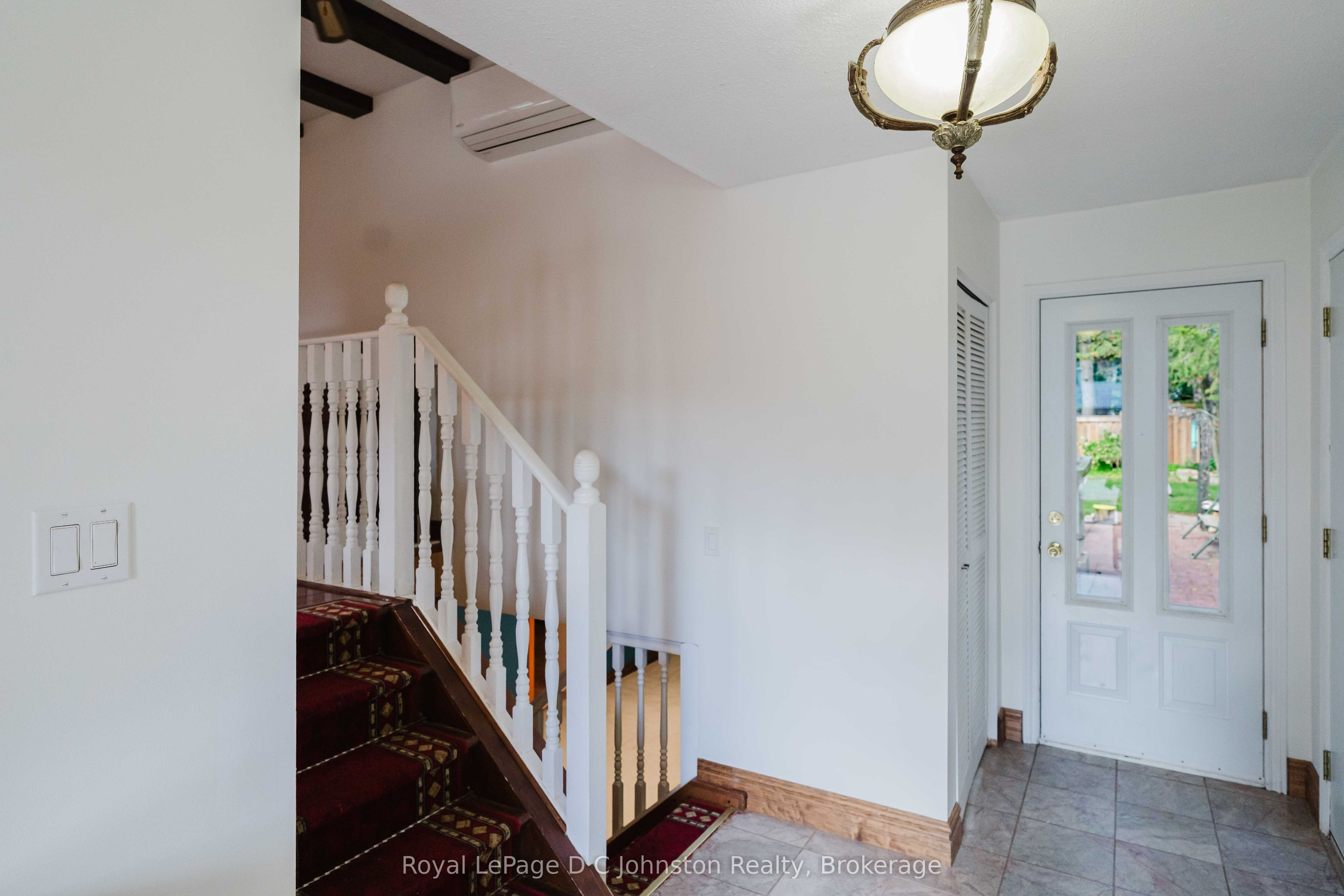 1152 Wellington Street Property Photo 10