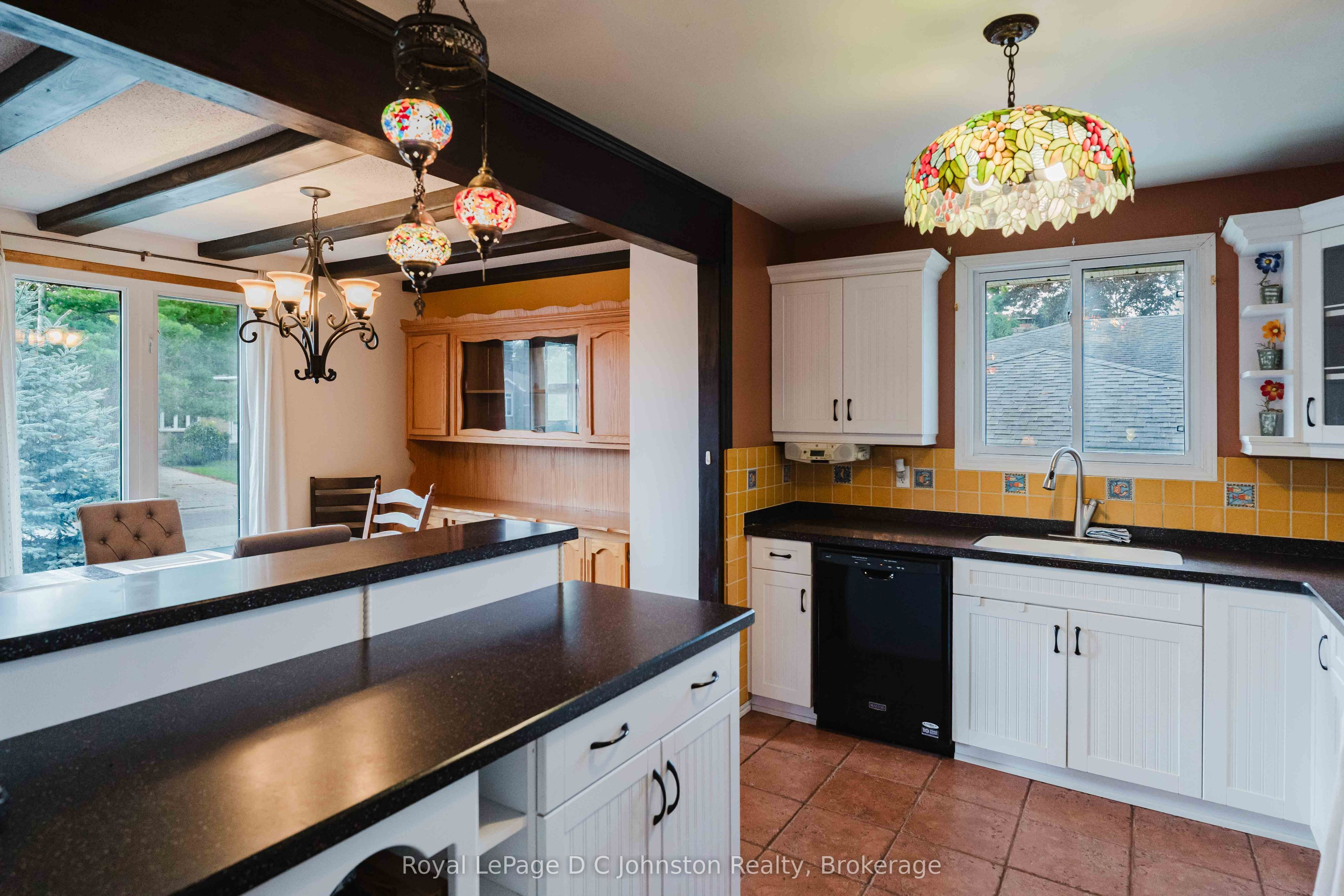 1152 Wellington Street Property Photo 21
